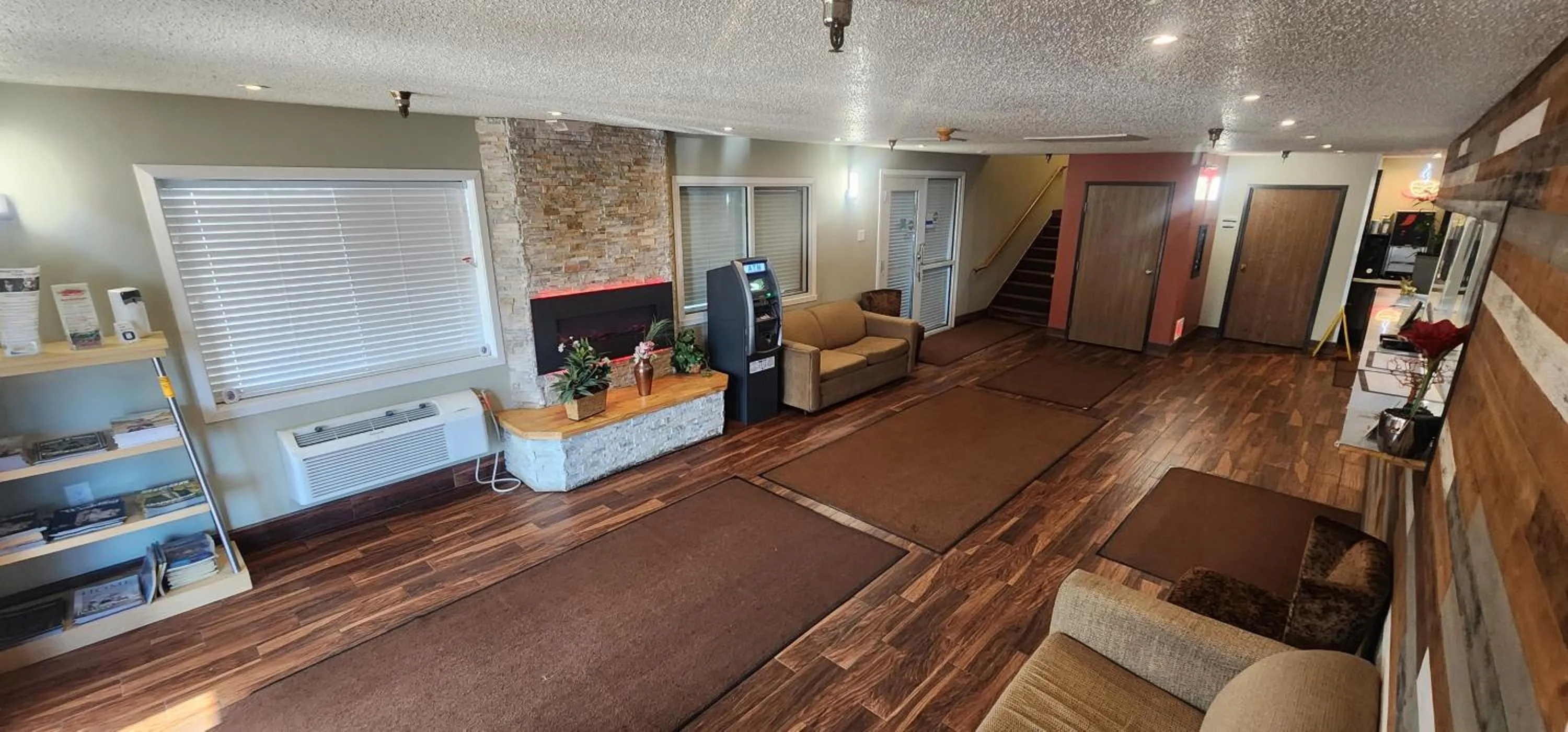 Rodeway Inn West Fargo Main Ave