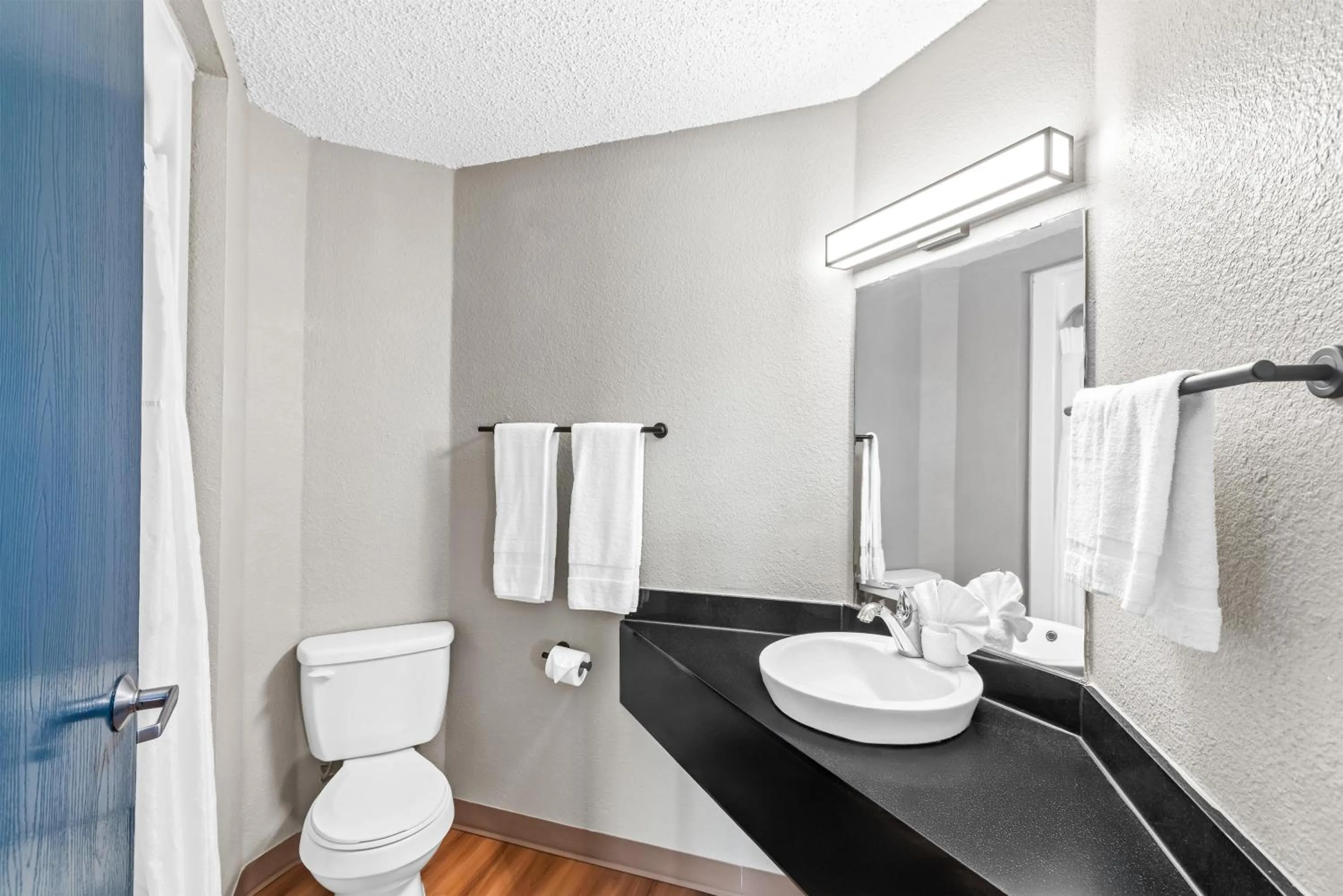 Bathroom in Motel 6-Killeen, TX