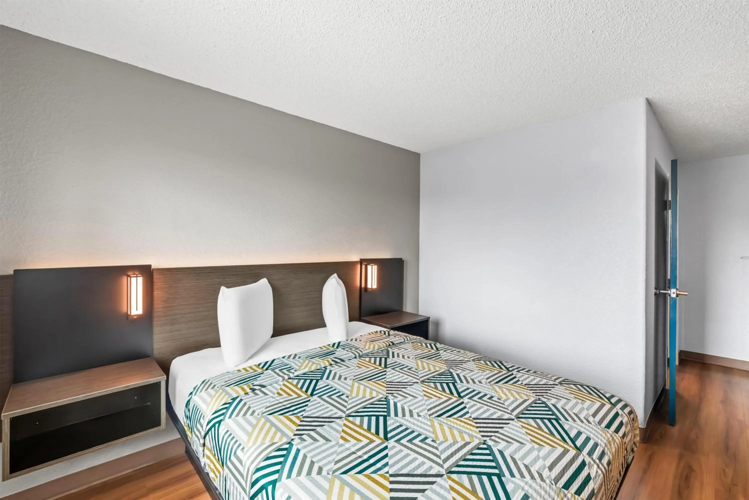 Bedroom, Bed in Motel 6-Killeen, TX