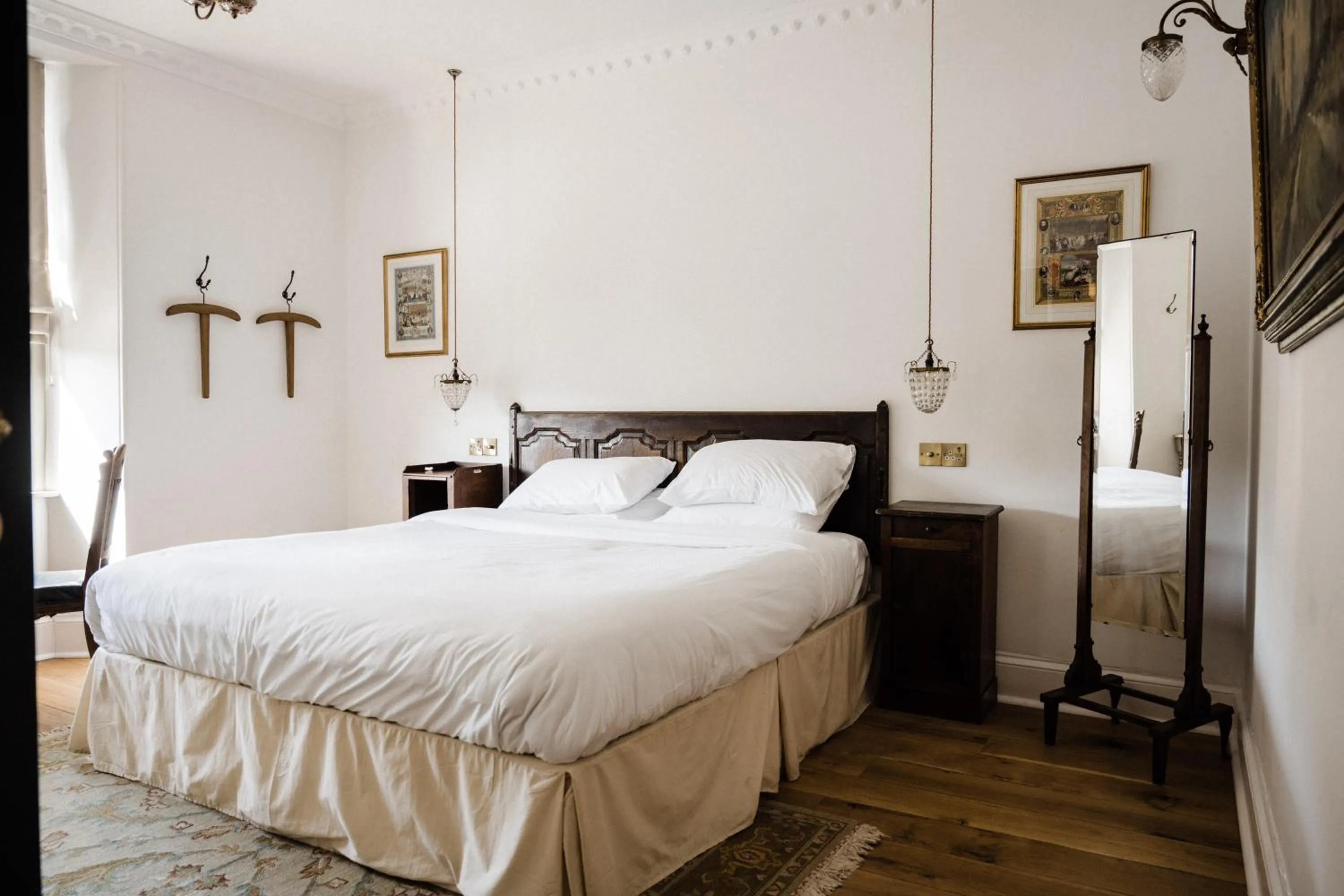 Bed in The Crooked Swan