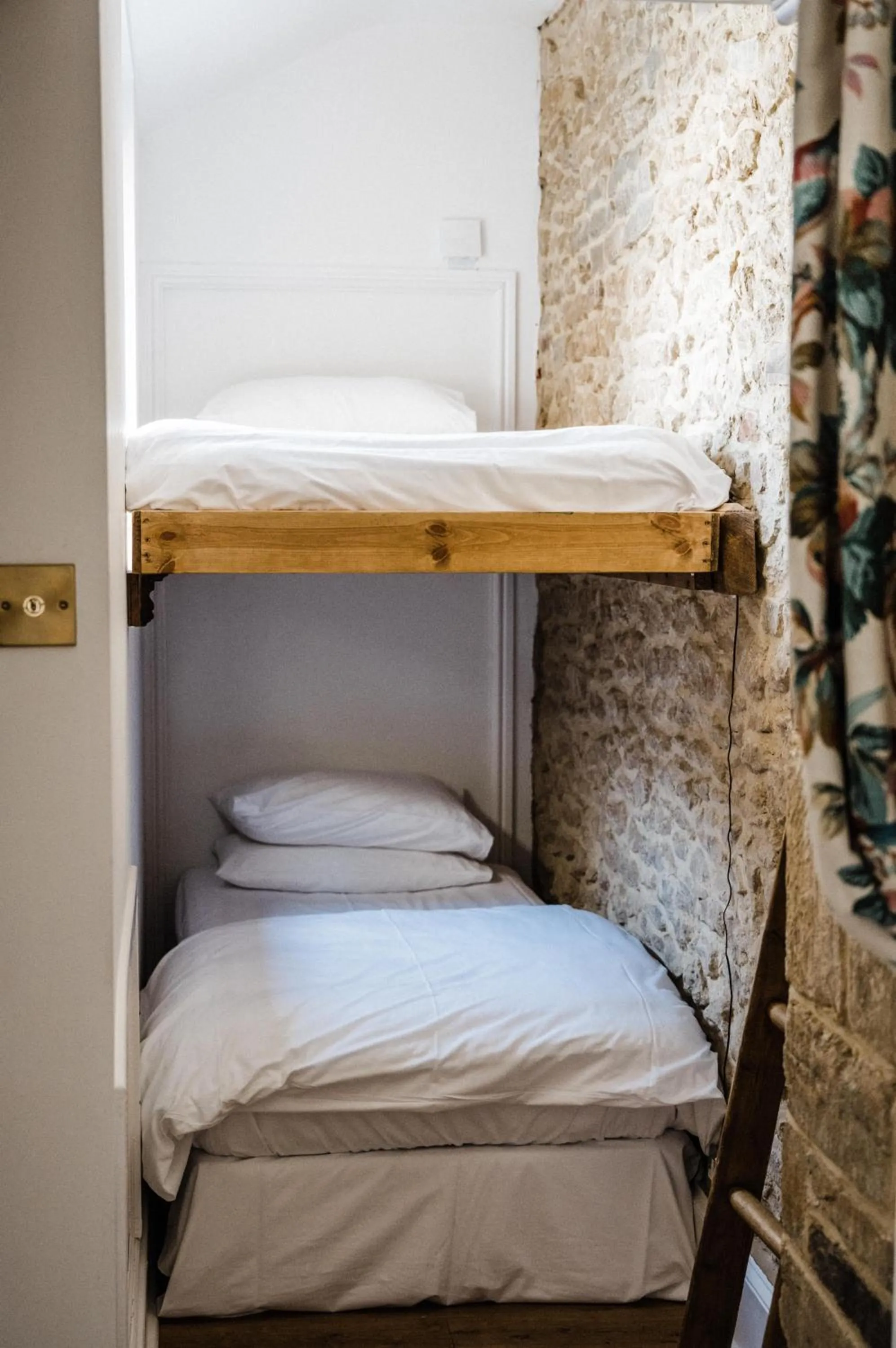 Bed in The Crooked Swan