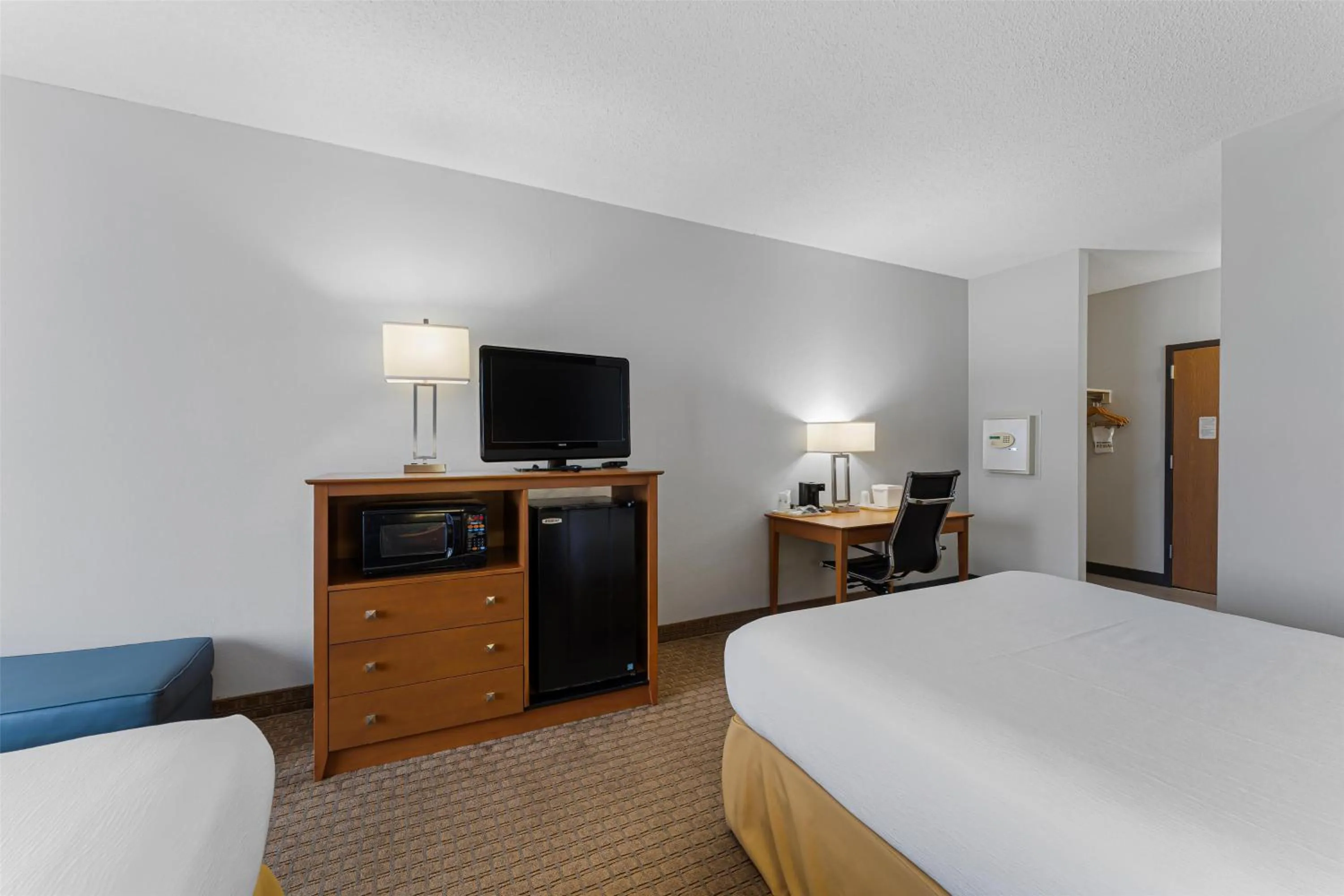 Bedroom, Bed in Best Western Garden Inn