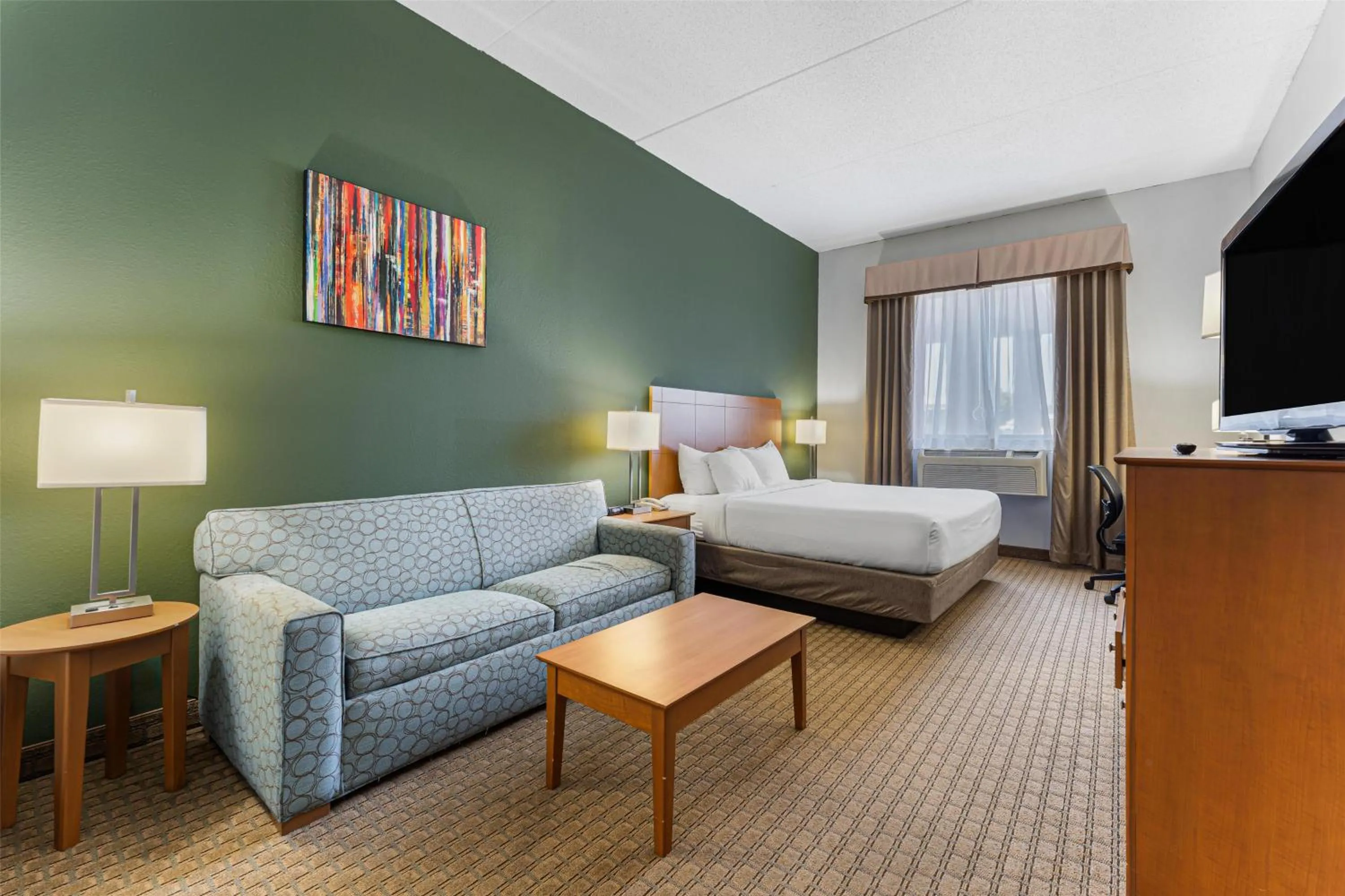 Bedroom, Bed in Best Western Garden Inn