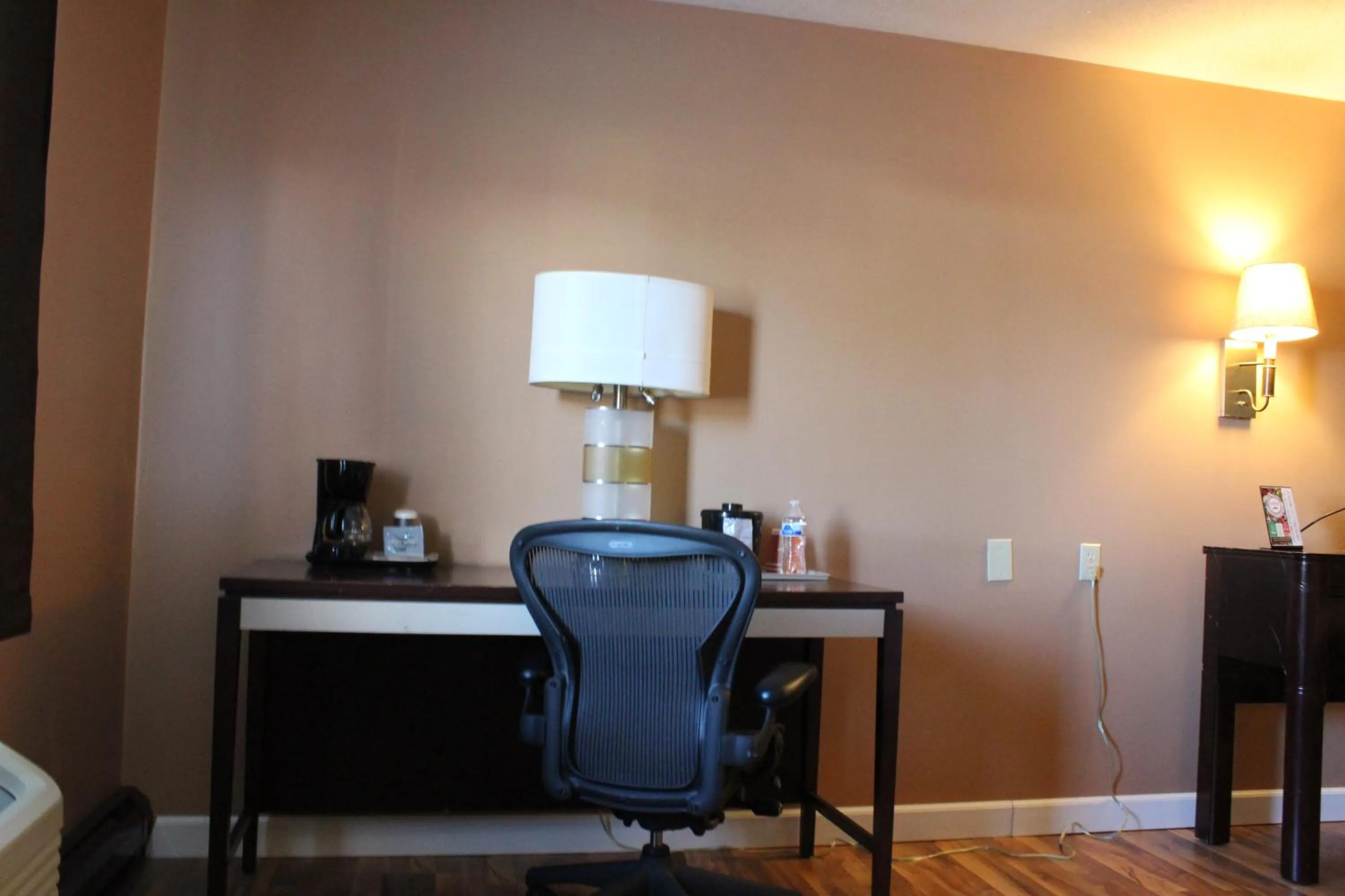 hair dresser in Bellevue Hotel and Suites