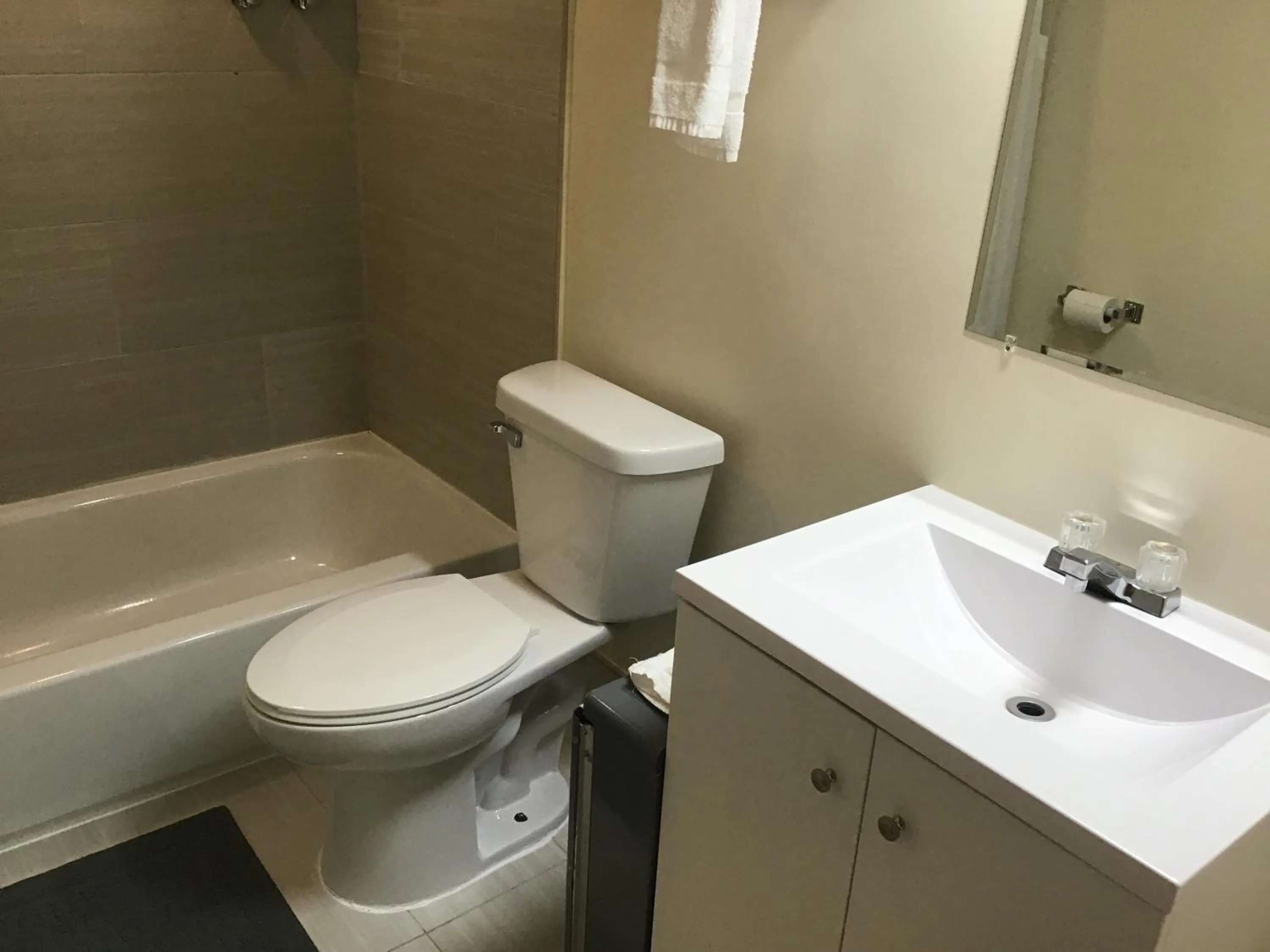 Toilet in Bellevue Hotel and Suites
