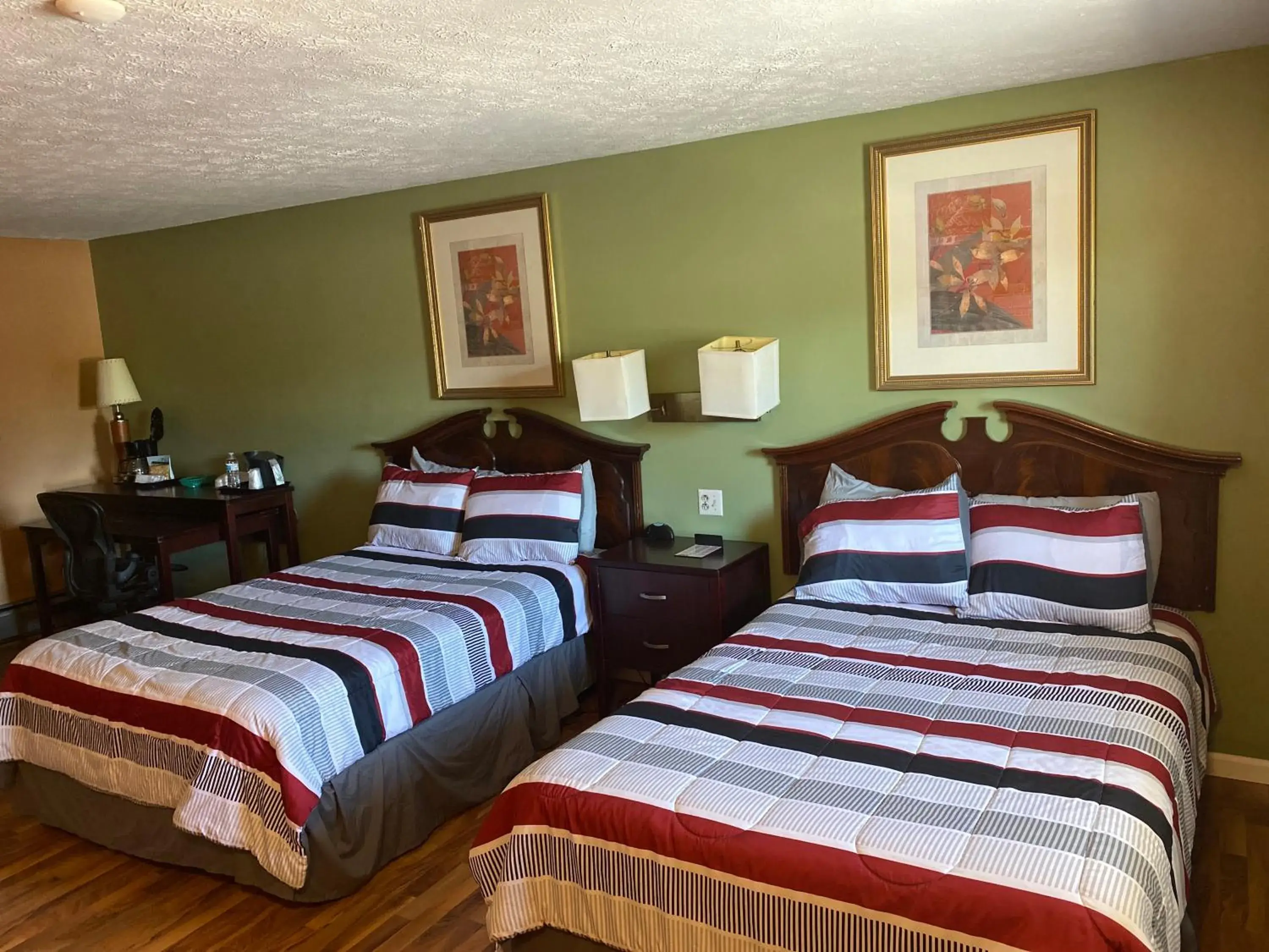 Bed in Bellevue Hotel and Suites Bed in Bellevue Hotel and Suites