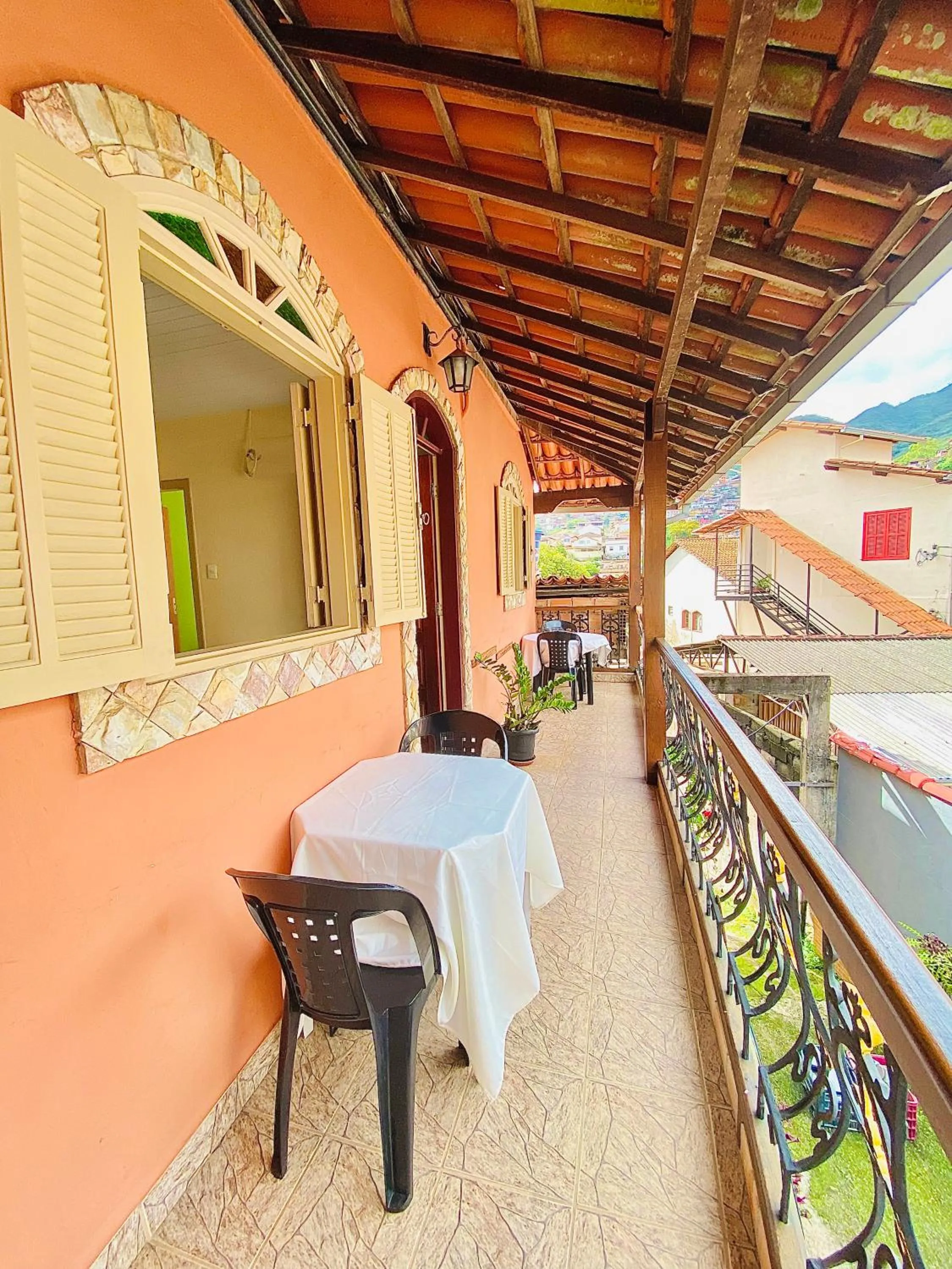 Balcony/Terrace in Hospedaria Vila Rica - 1 km do centro histórico