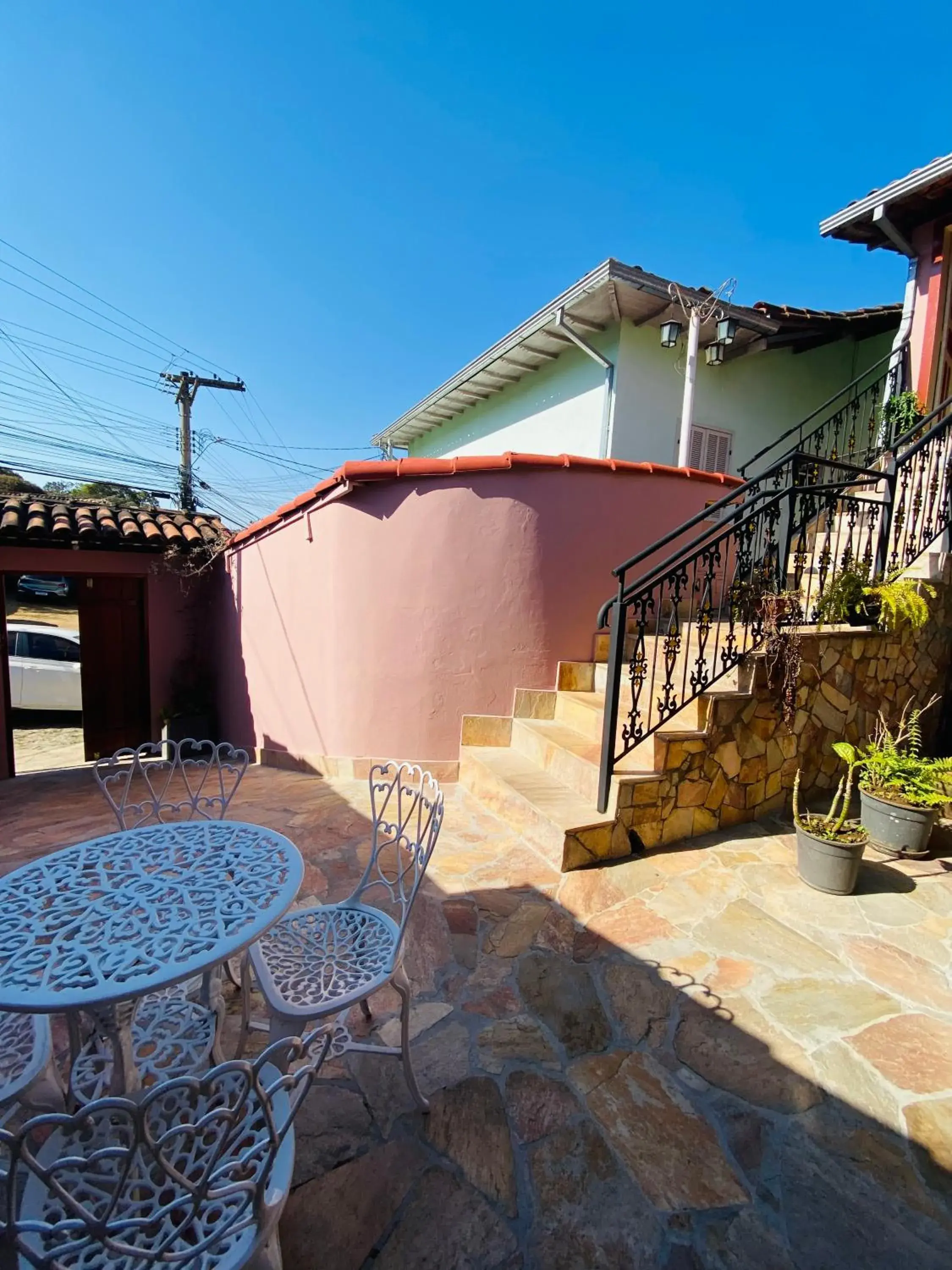 Property building in Hospedaria Vila Rica - Pousada a 1 km do Centro Histórico Property building in Hospedaria Vila Rica - Pousada a 1 km do Centro Histórico