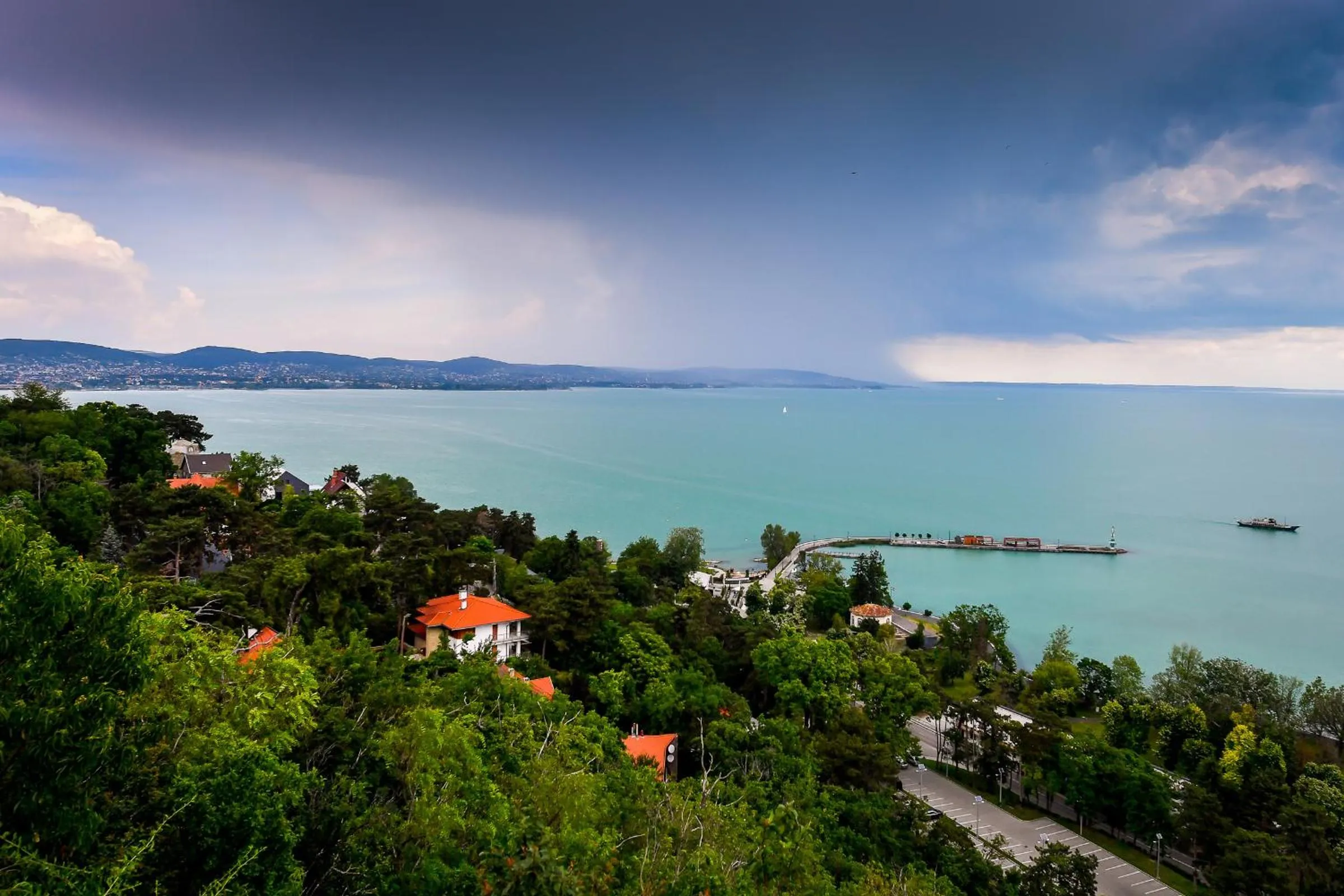 Bird's eye view in Oliver Lux