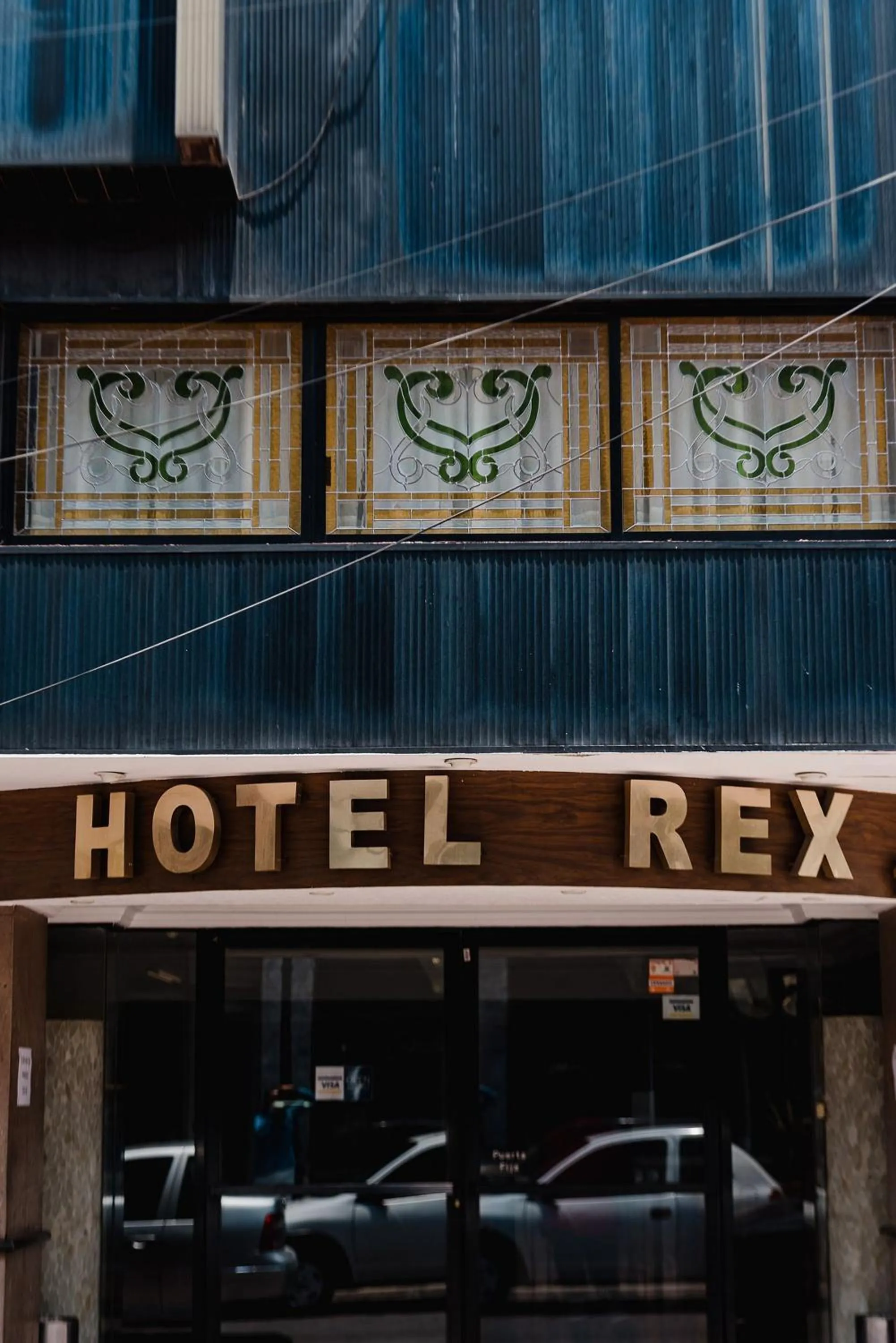 Facade/entrance in Hotel Rex