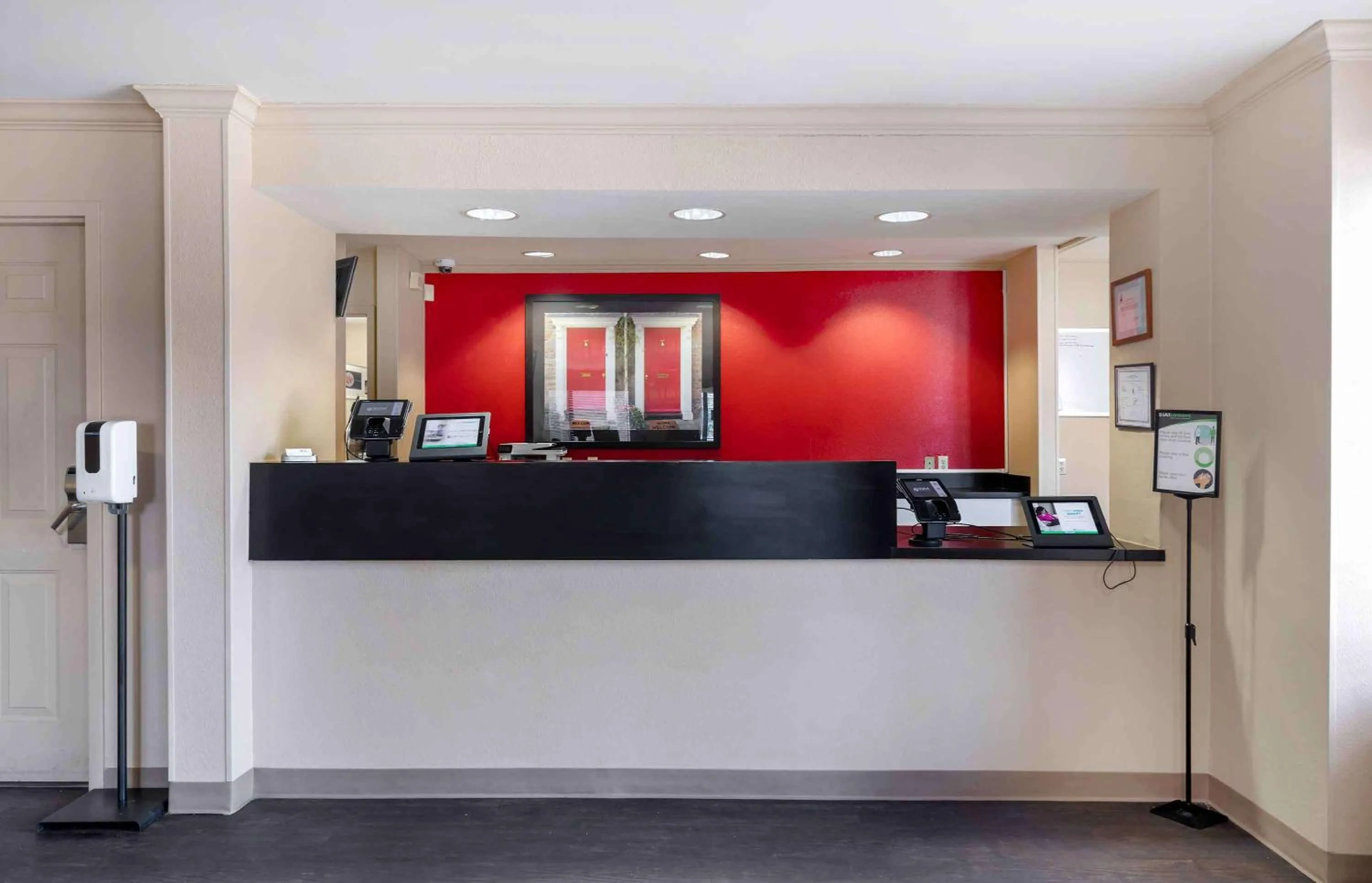 Lobby or reception in Extended Stay America Select Suites - Dallas - Farmers Branch