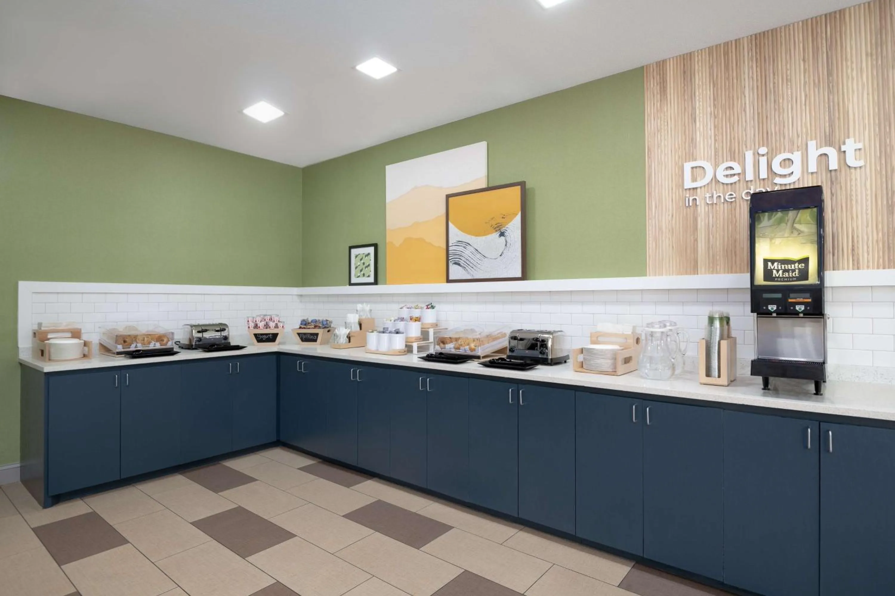 Breakfast in Best Western Sugar Sands Inn & Suites