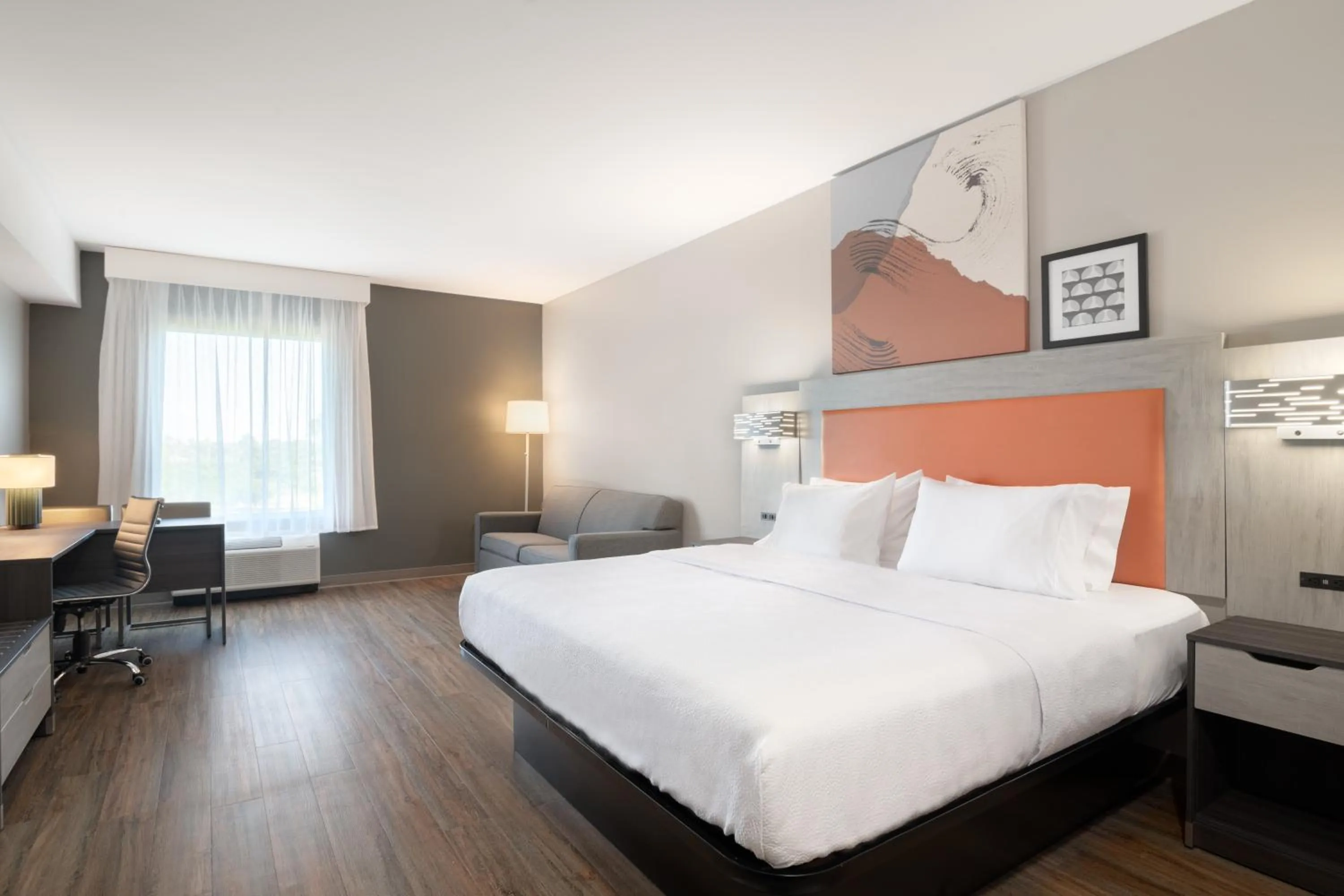 Bedroom, Bed in Best Western Sugar Sands Inn & Suites