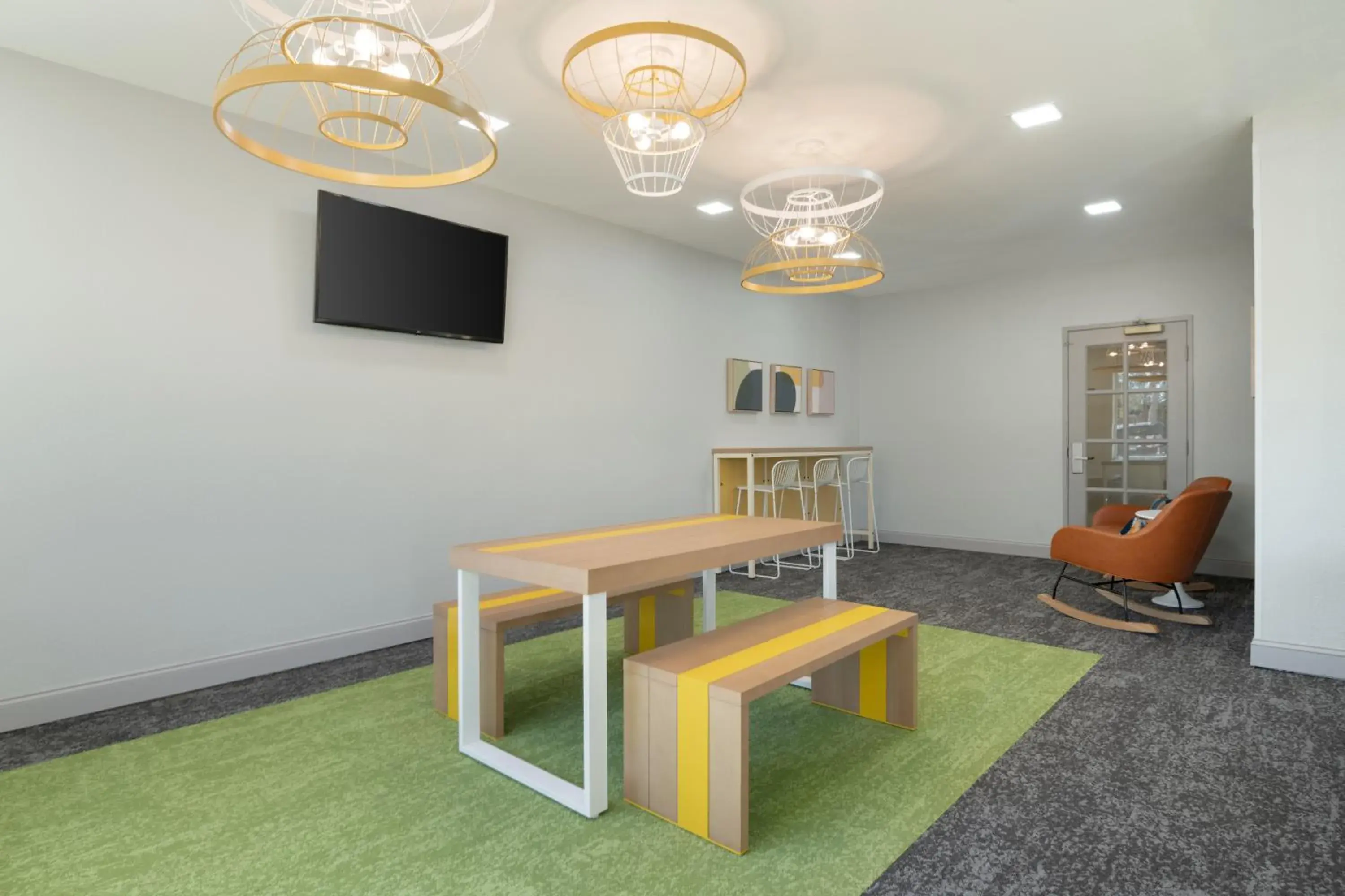 Breakfast in Best Western Sugar Sands Inn & Suites Breakfast in Best Western Sugar Sands Inn & Suites