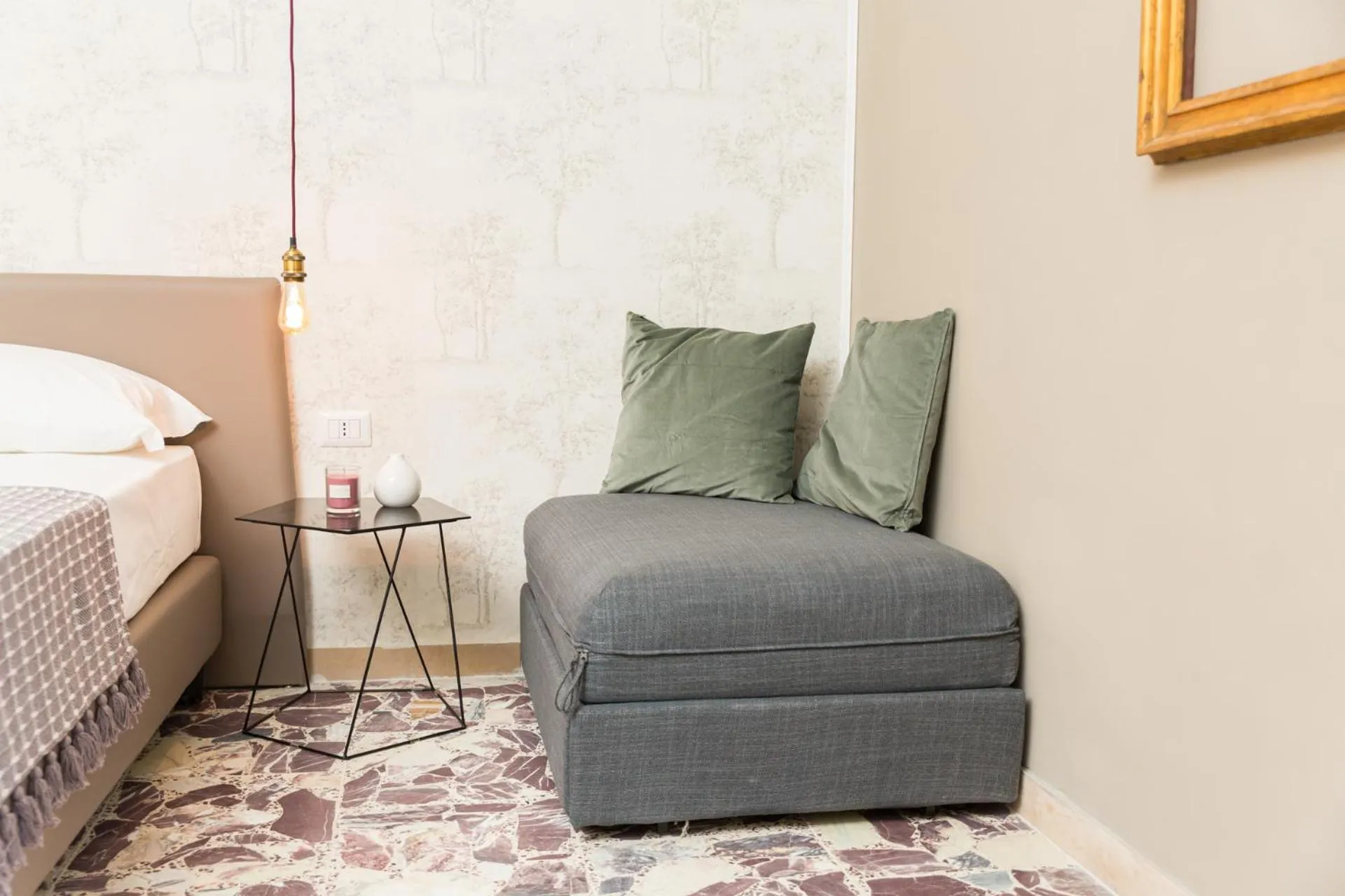 Bed in N'Art Suites - Napoli