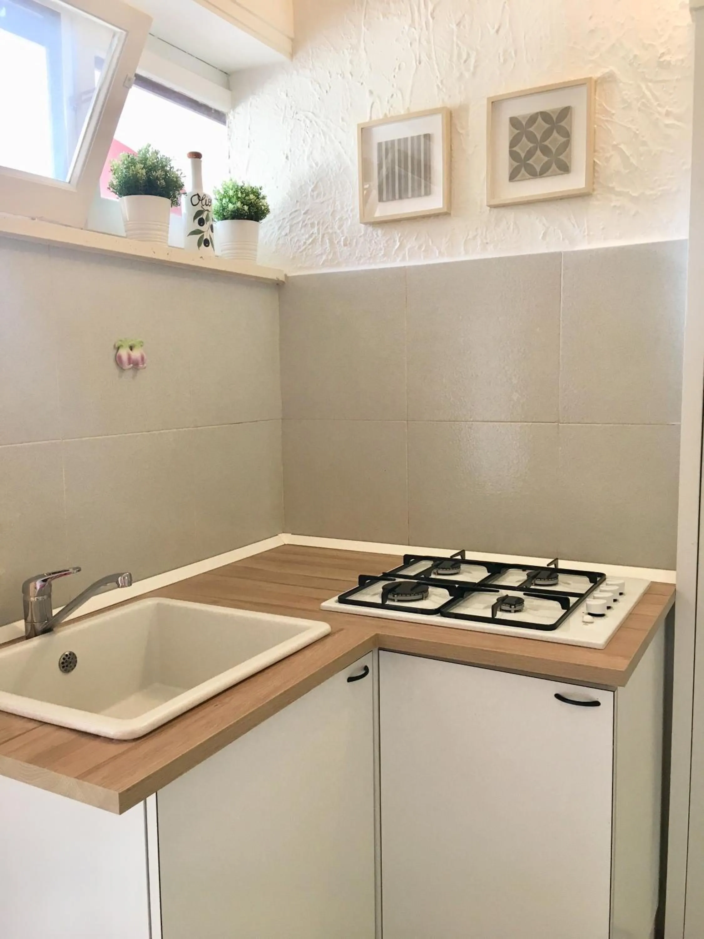 Kitchen or kitchenette in Baia degli Dei - Living La Nike