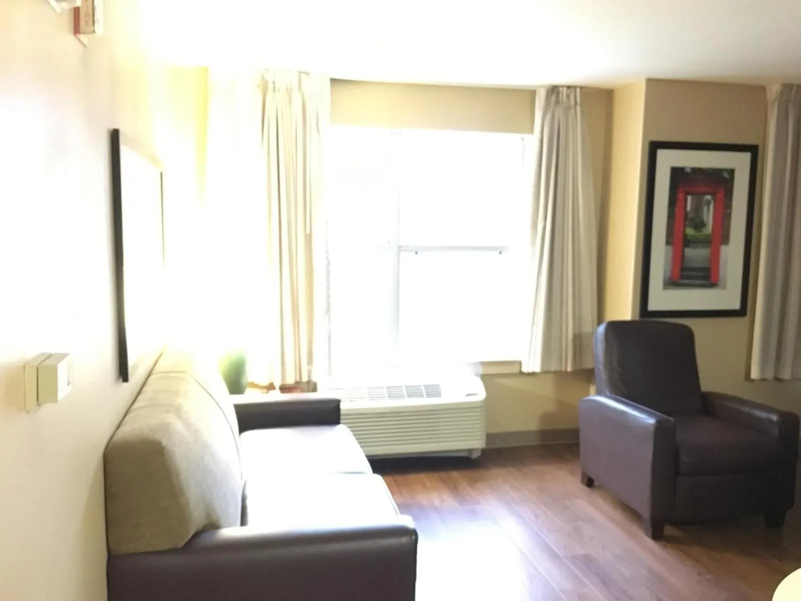 Seating area in Extended Stay America Suites - Columbus - Tuttle