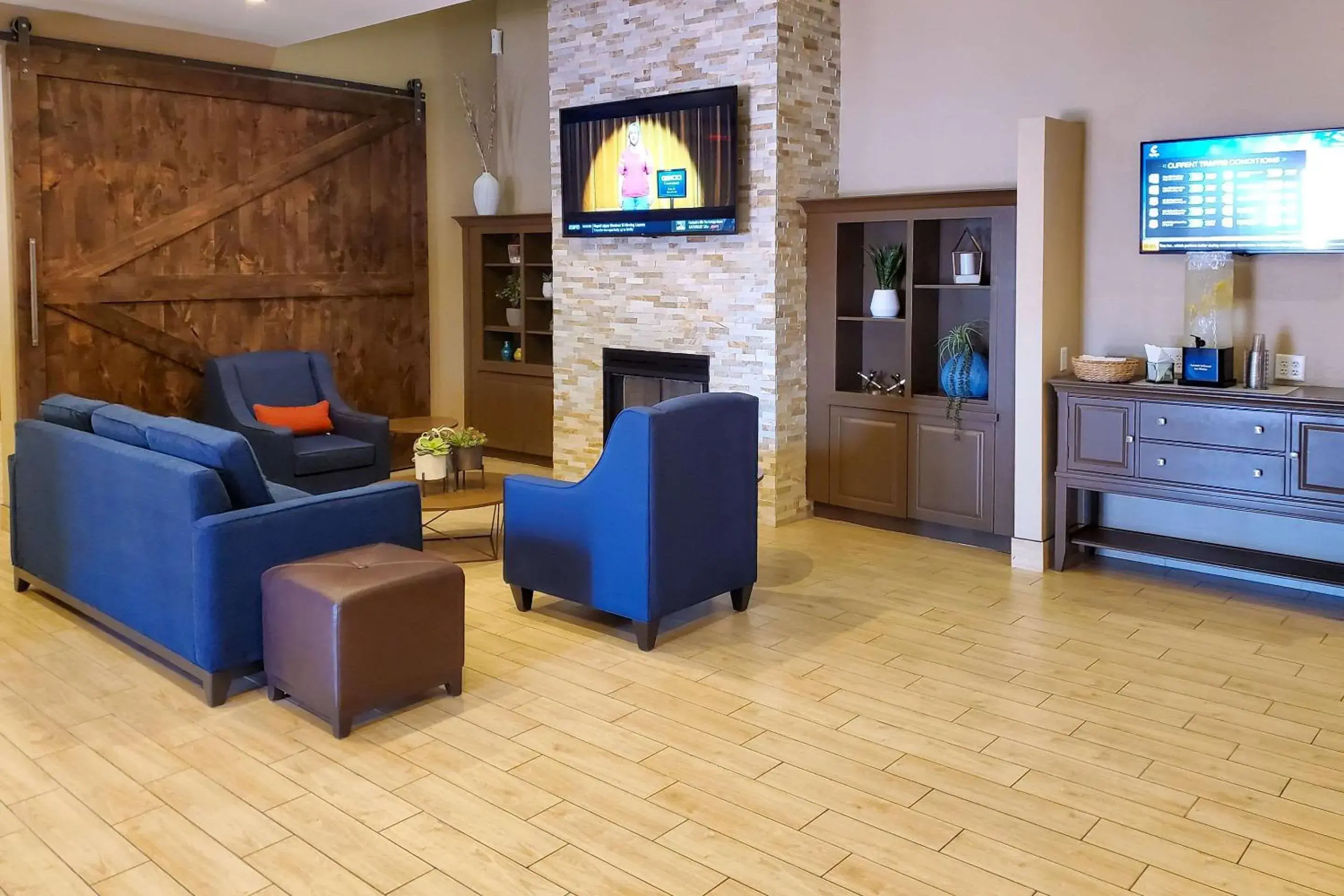 Lobby or reception, Seating Area in Comfort Inn & Suites Tempe Phoenix Sky Harbor Airport