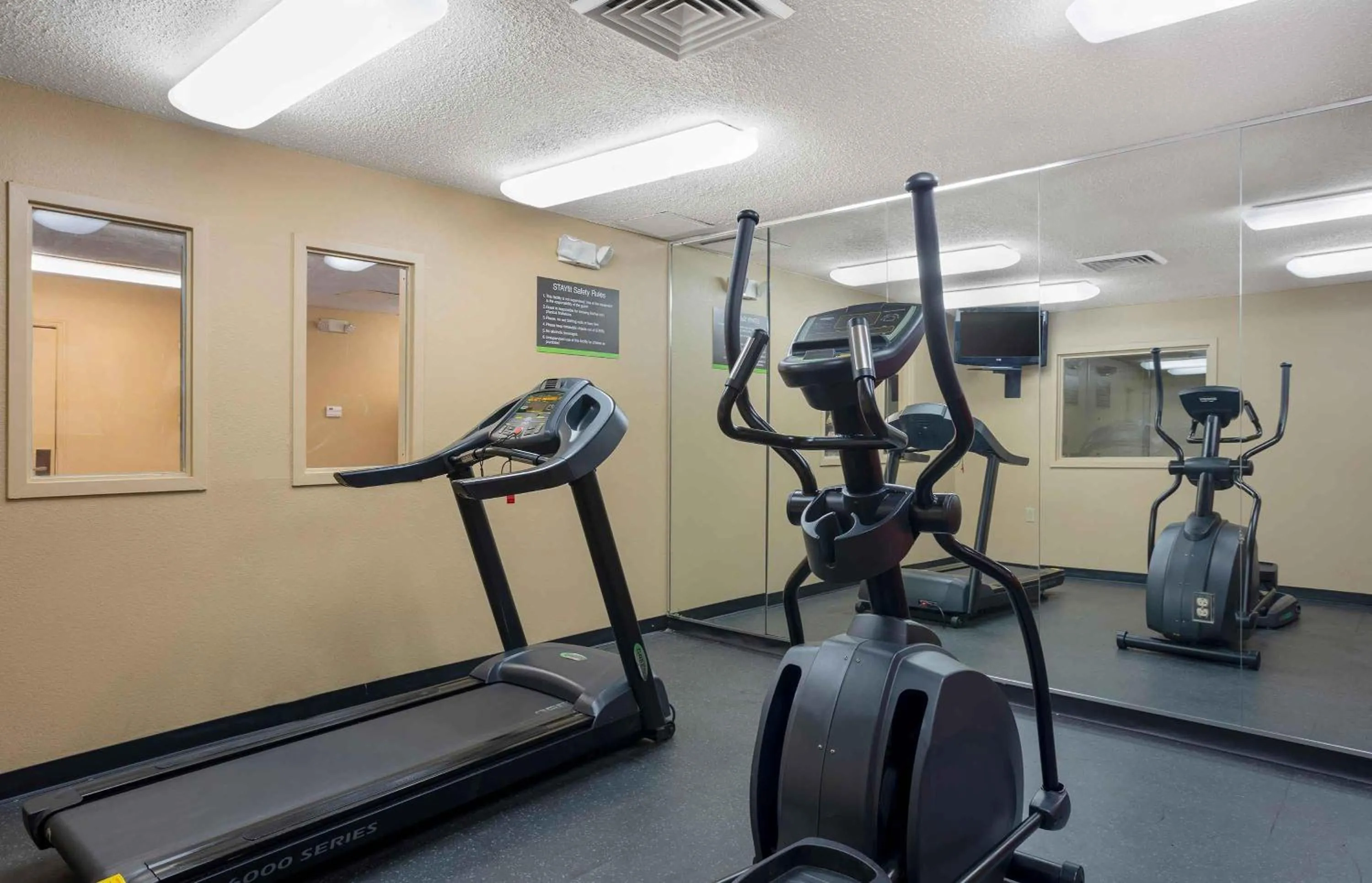 Fitness centre/facilities in Extended Stay America Suites - Philadelphia - Airport - Bartram Ave