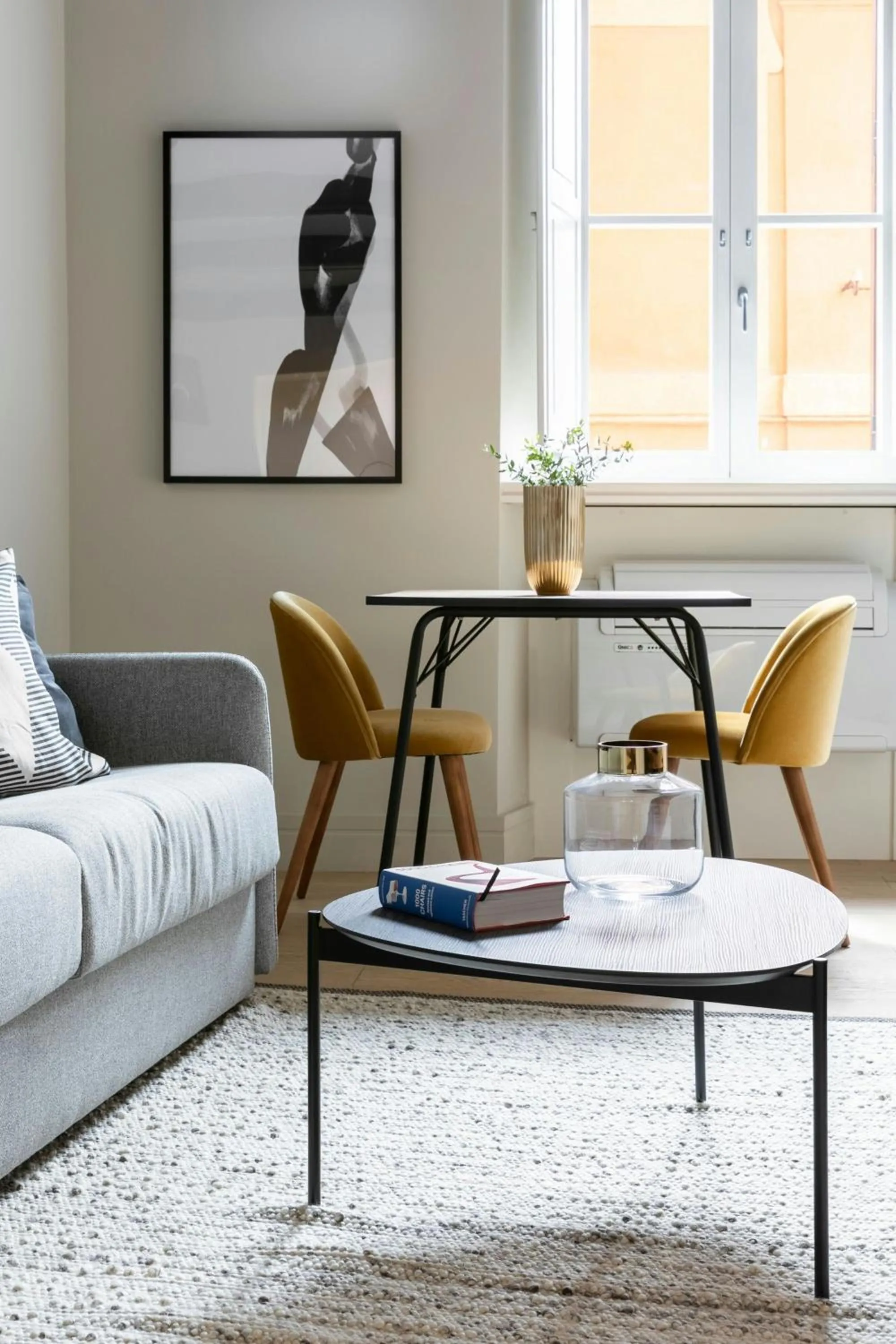 Living room in Sonder by Marriott Bonvoy Trastevere Apartments Piazza Trilussa
