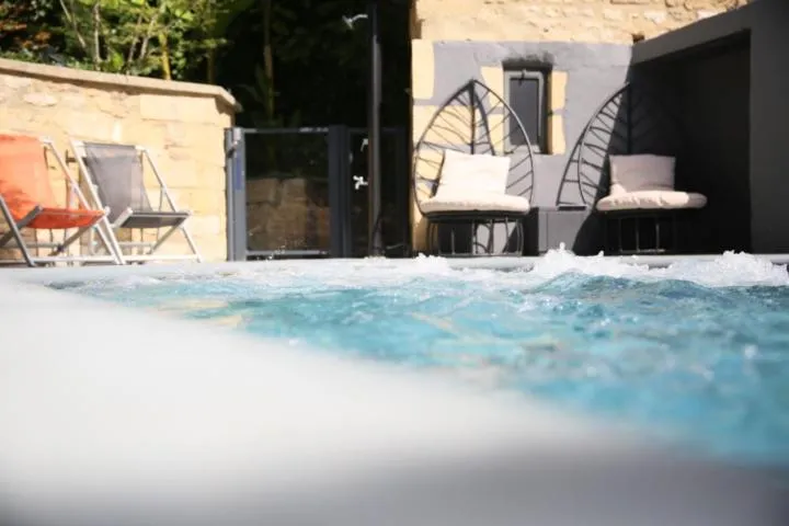Le Castellas Hotel & SPA - PONT DU GARD - UZES