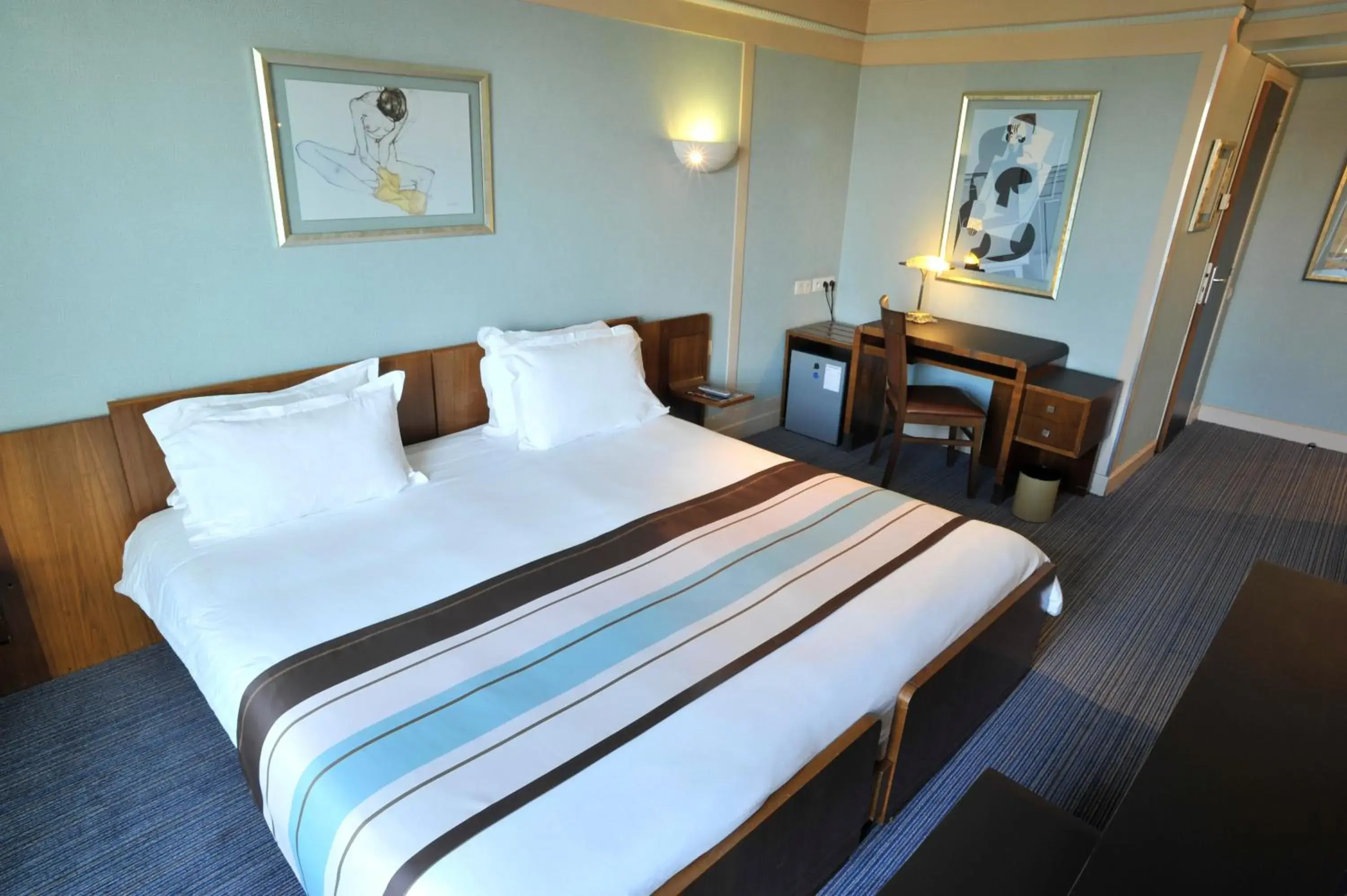 Privilege Double Room in Hotel Art Deco Euralille Privilege Double Room in Hotel Art Deco Euralille