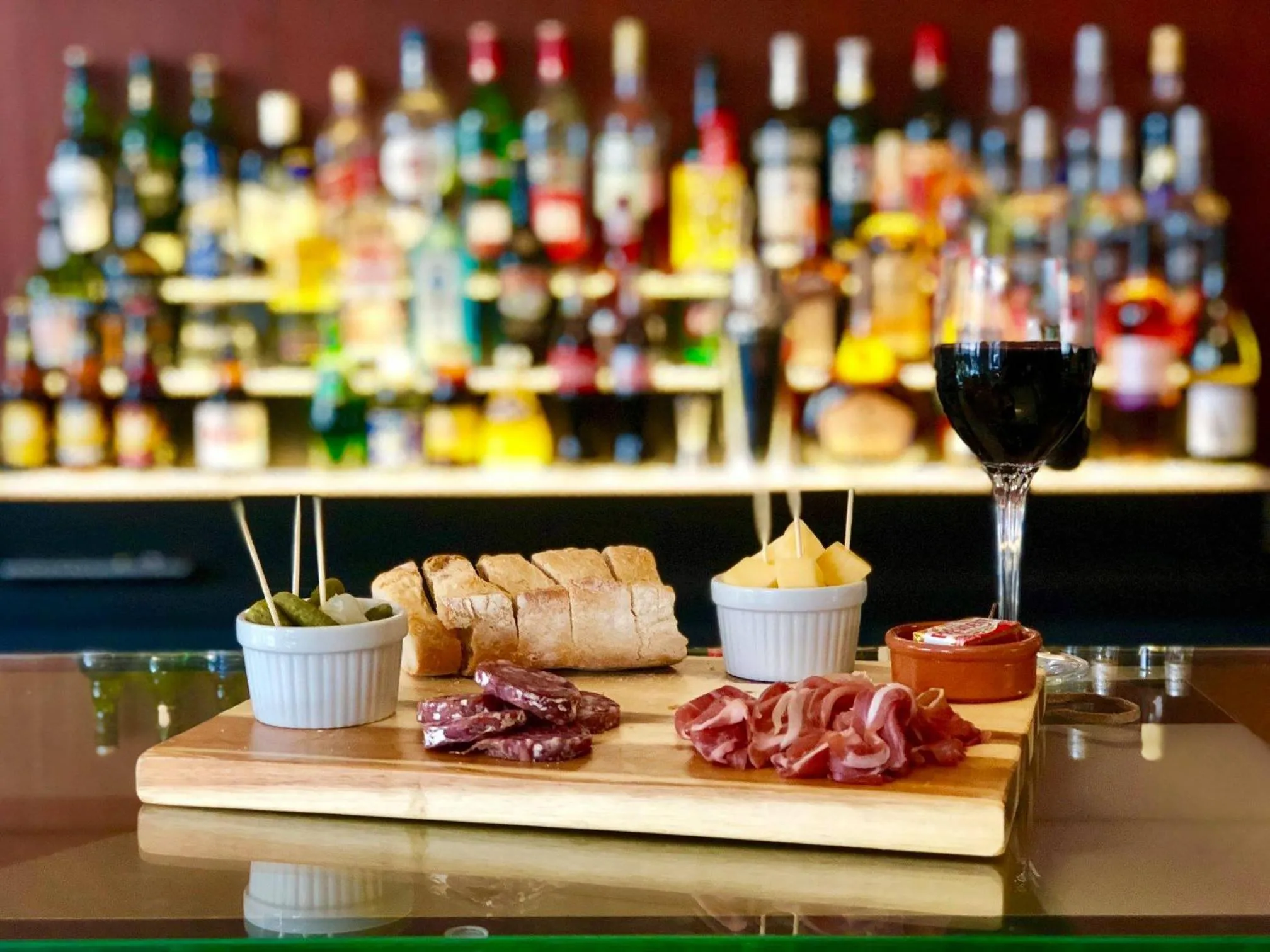 Food and drinks in Hotel Art Deco Euralille