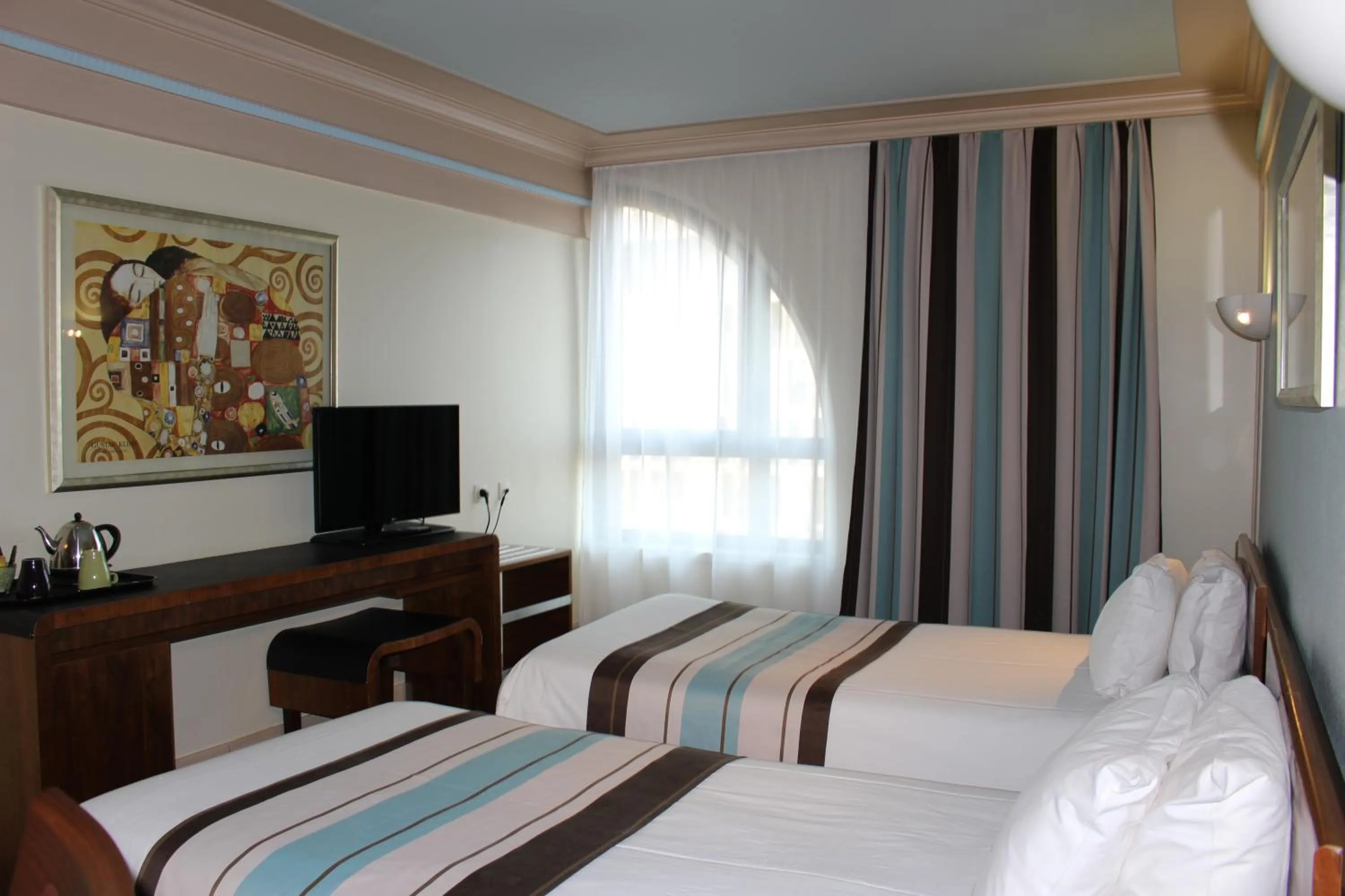 Property building, Bed in Hotel Art Deco Euralille