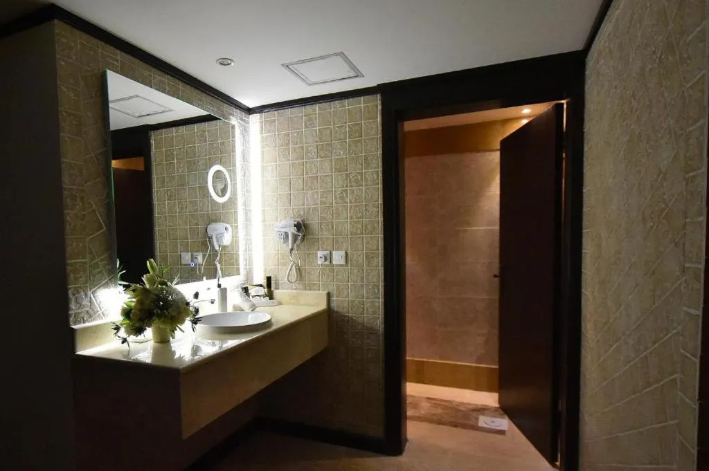 Bathroom in The District Hotel Najran