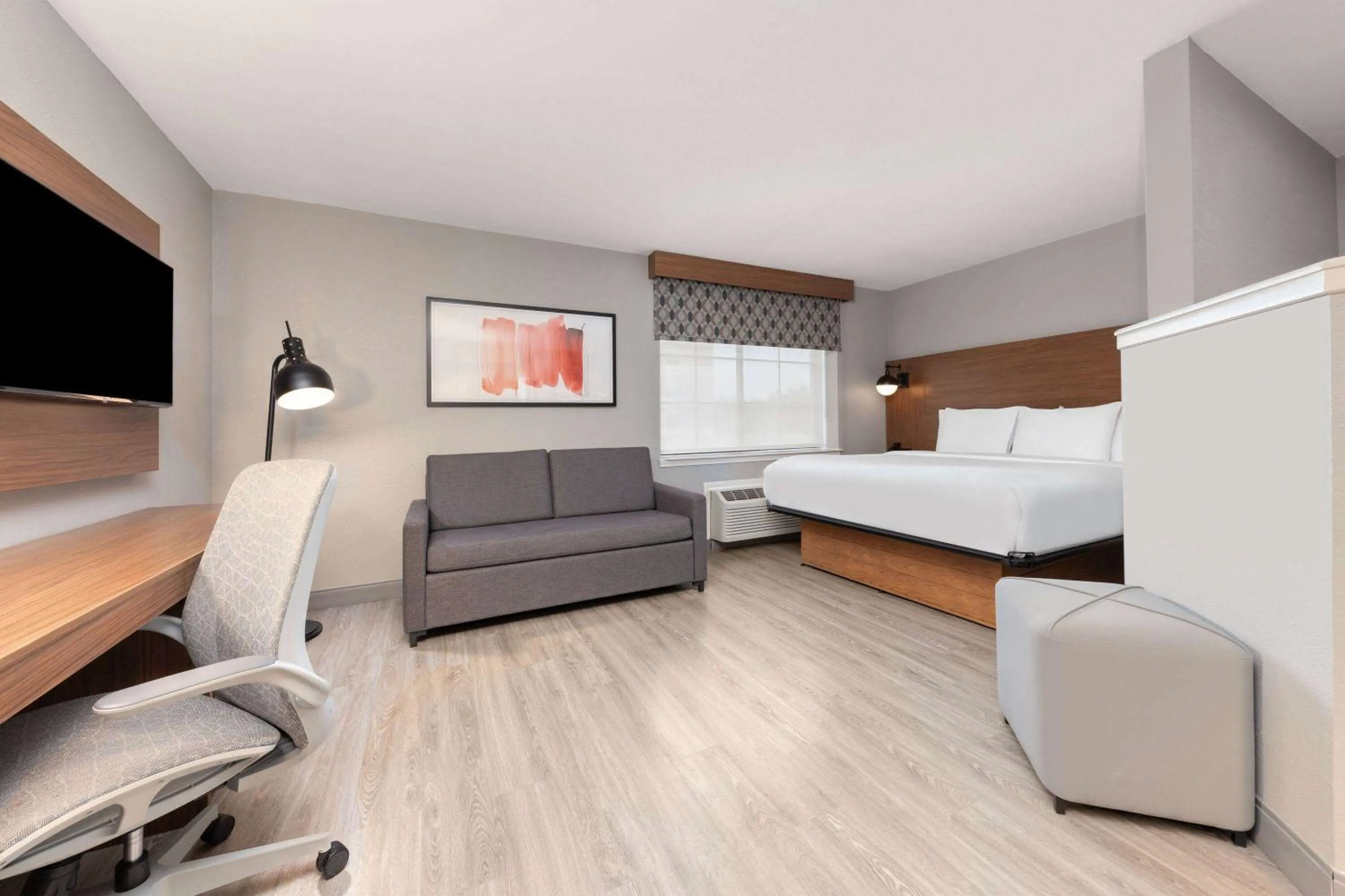 Photo of the whole room, Bed in Hawthorn Extended Stay by Wyndham Bedford - Dallas