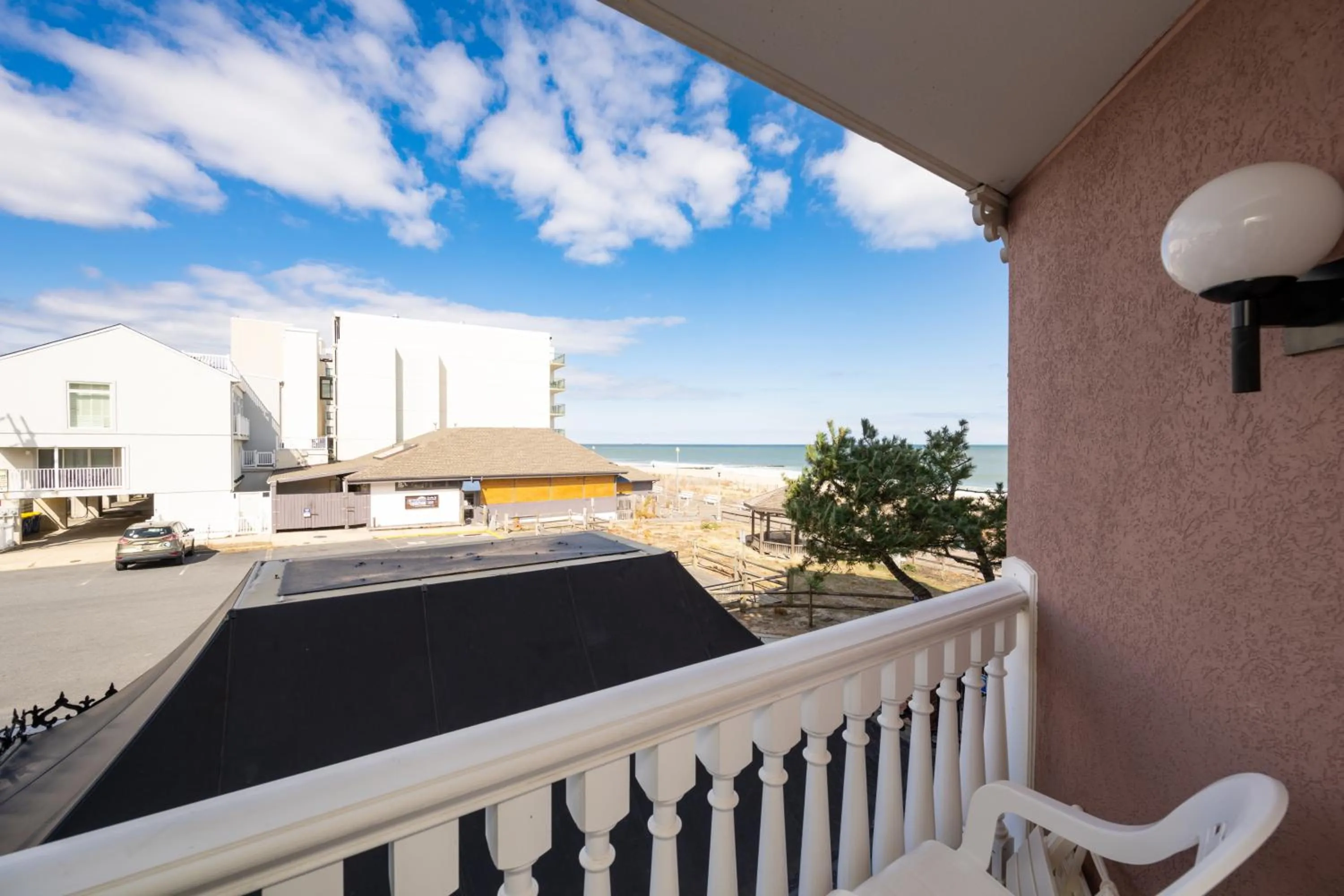 Balcony/Terrace in Boardwalk Plaza Hotel