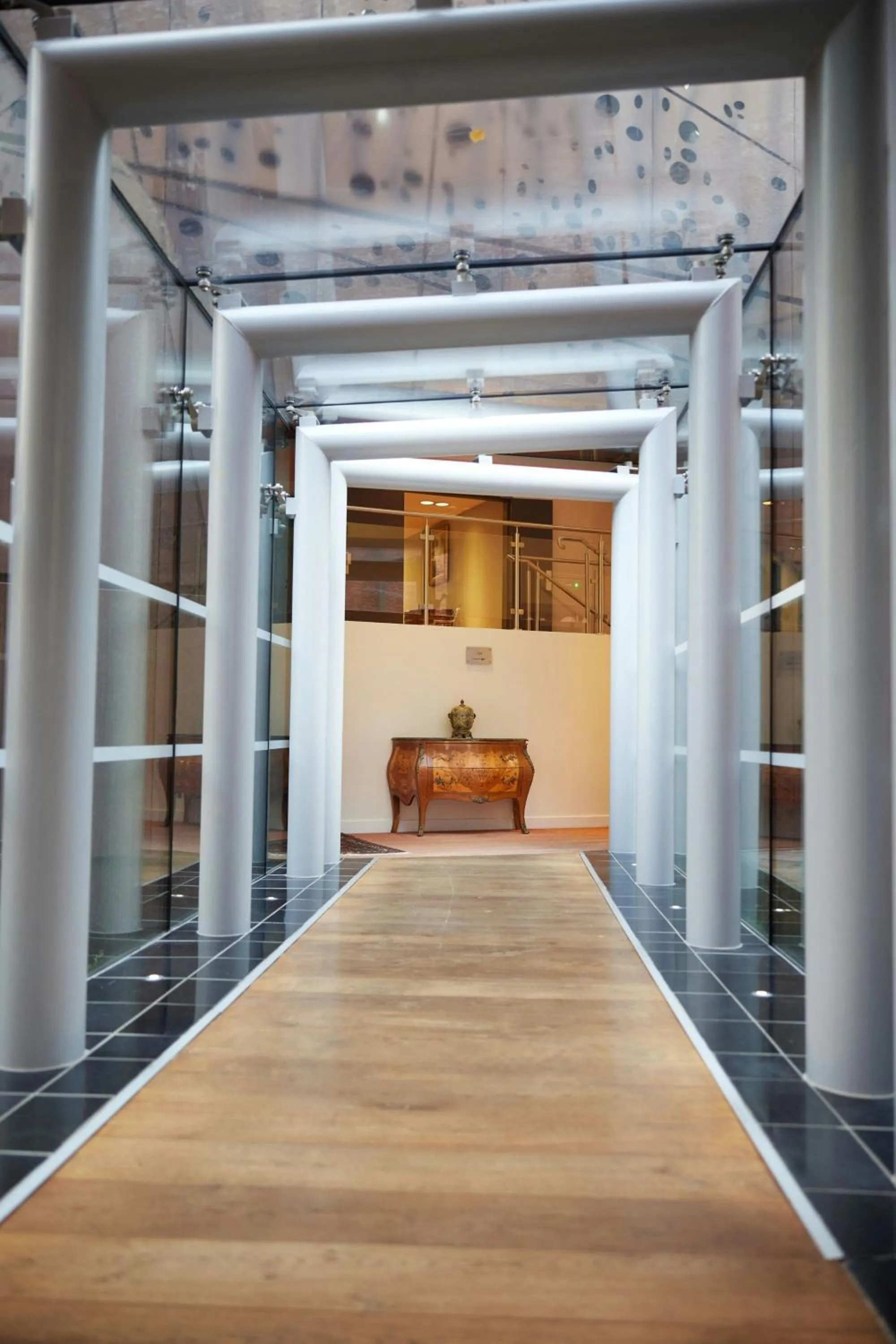 Other in L'Hermitage Gantois, Autograph Collection