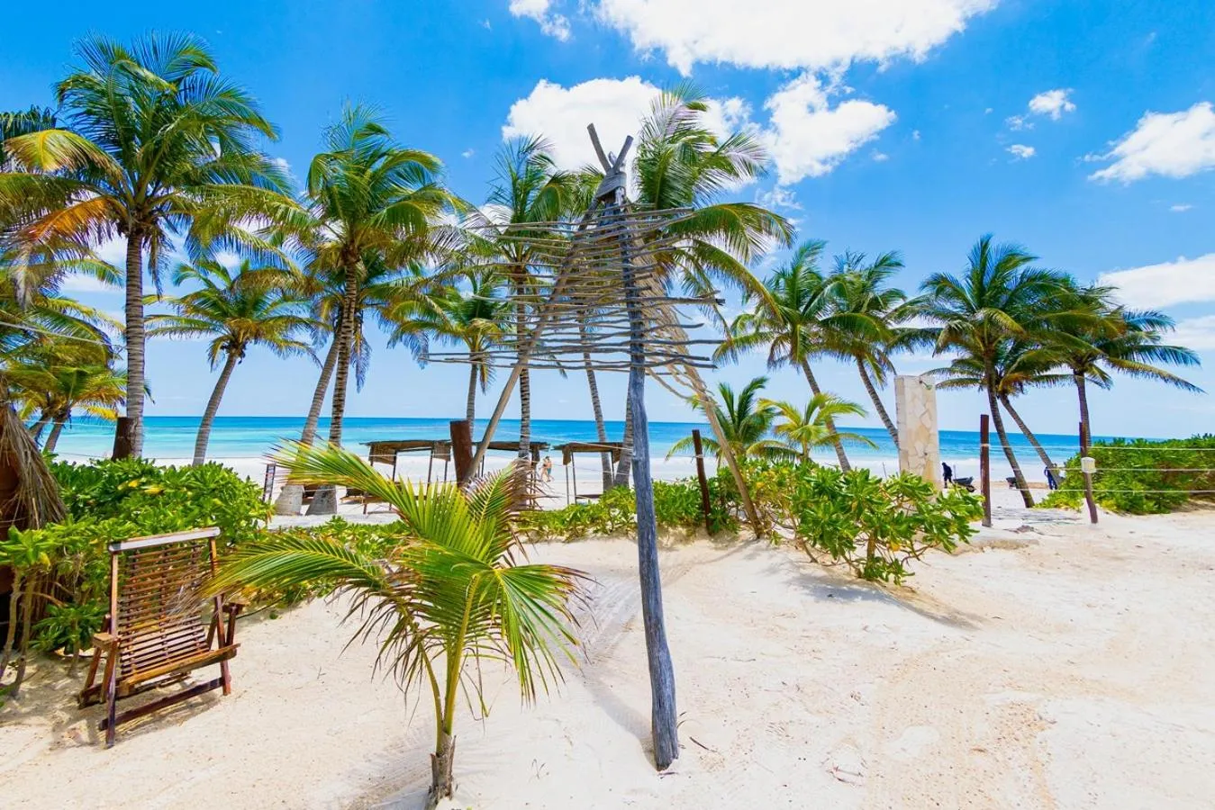 Day in Mia Tulum Beachfront Resort - Ocean View Suites and Beach Club