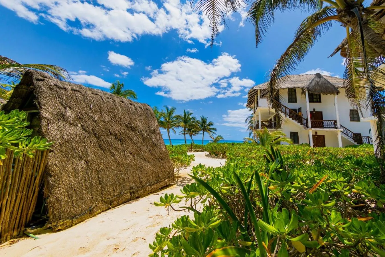 Property building in Mia Tulum Beachfront Resort - Ocean View Suites and Beach Club