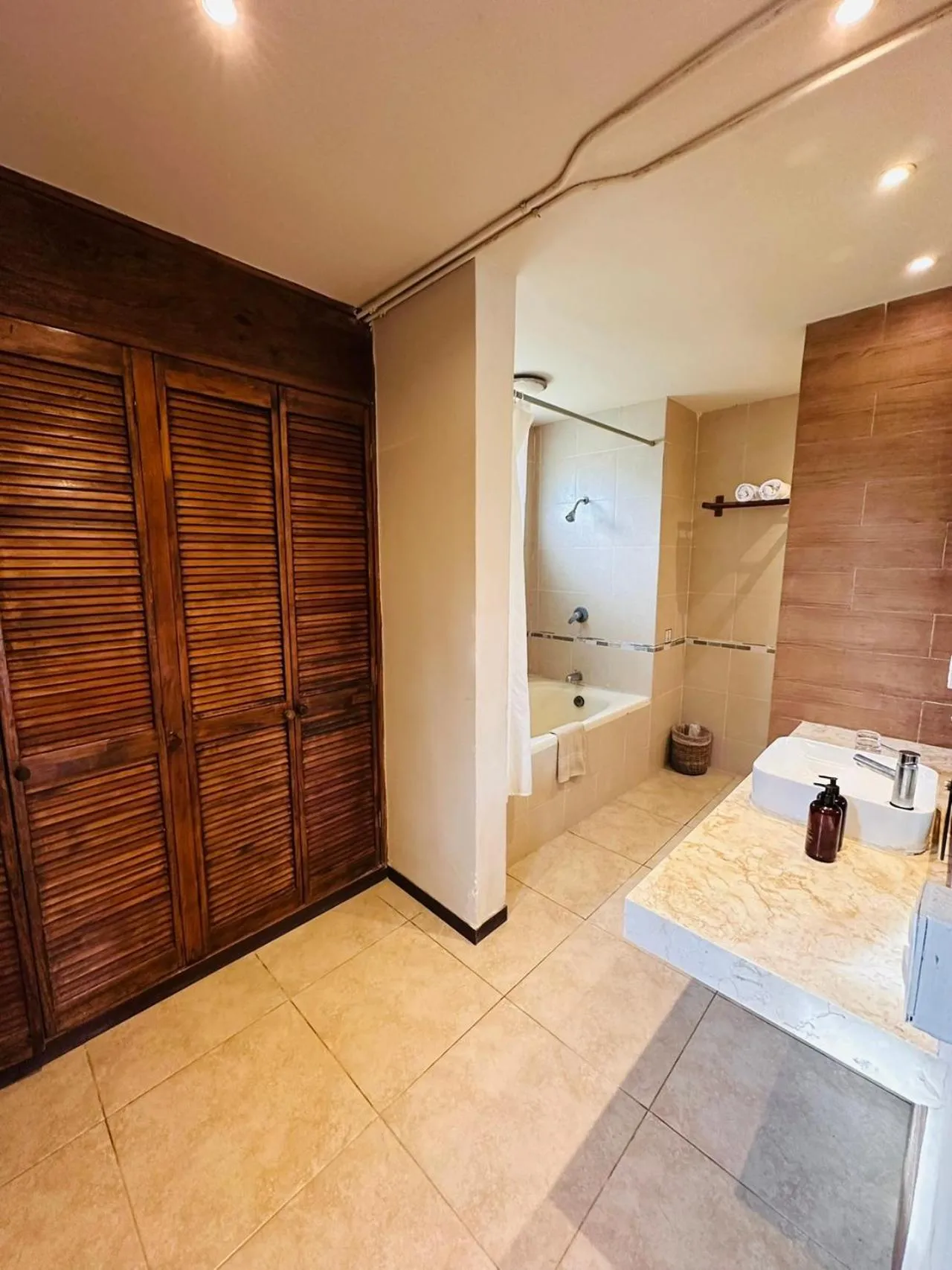 Shower in Mia Tulum Beachfront Resort - Ocean View Suites and Beach Club