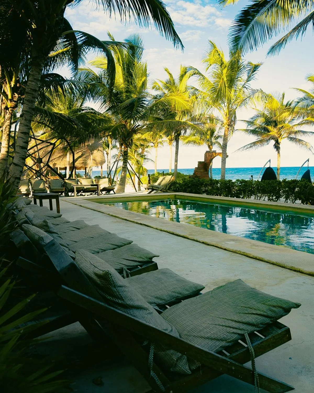 Swimming pool in Mia Tulum Beachfront Resort - Ocean View Suites and Beach Club