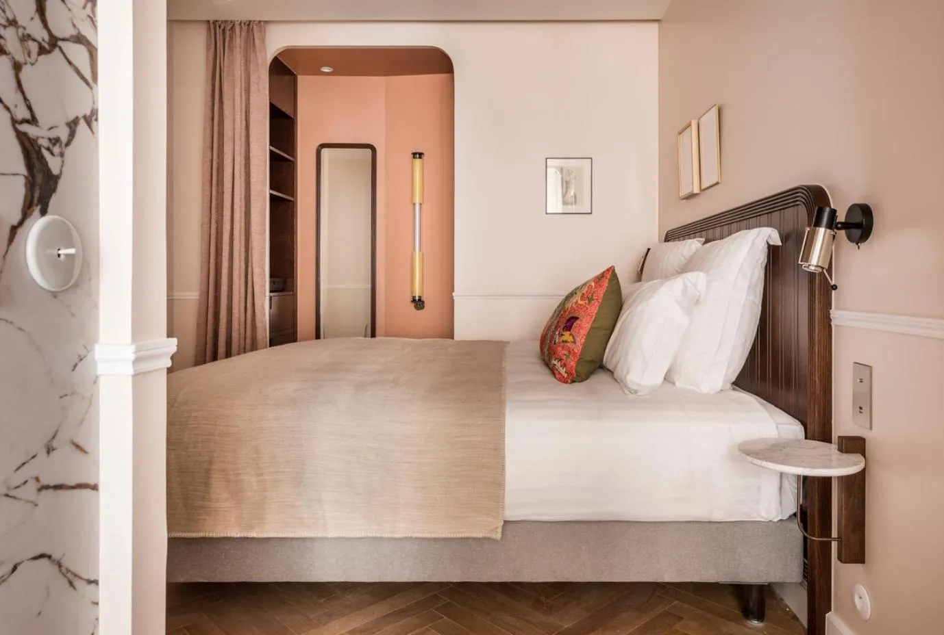 Bedroom, Bed in Hôtel Chamar