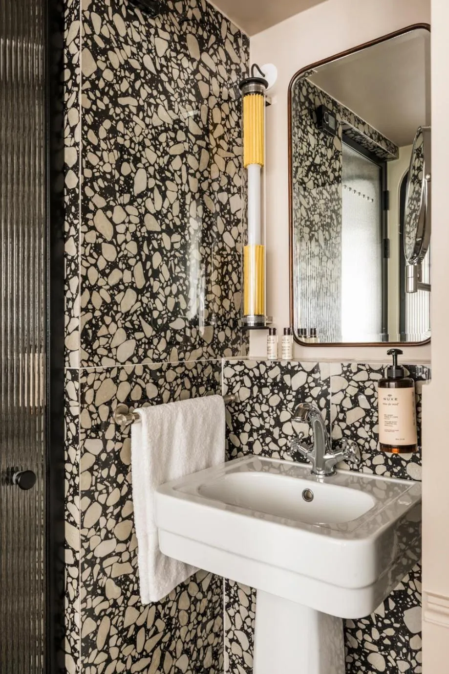 Bathroom in Hôtel Chamar