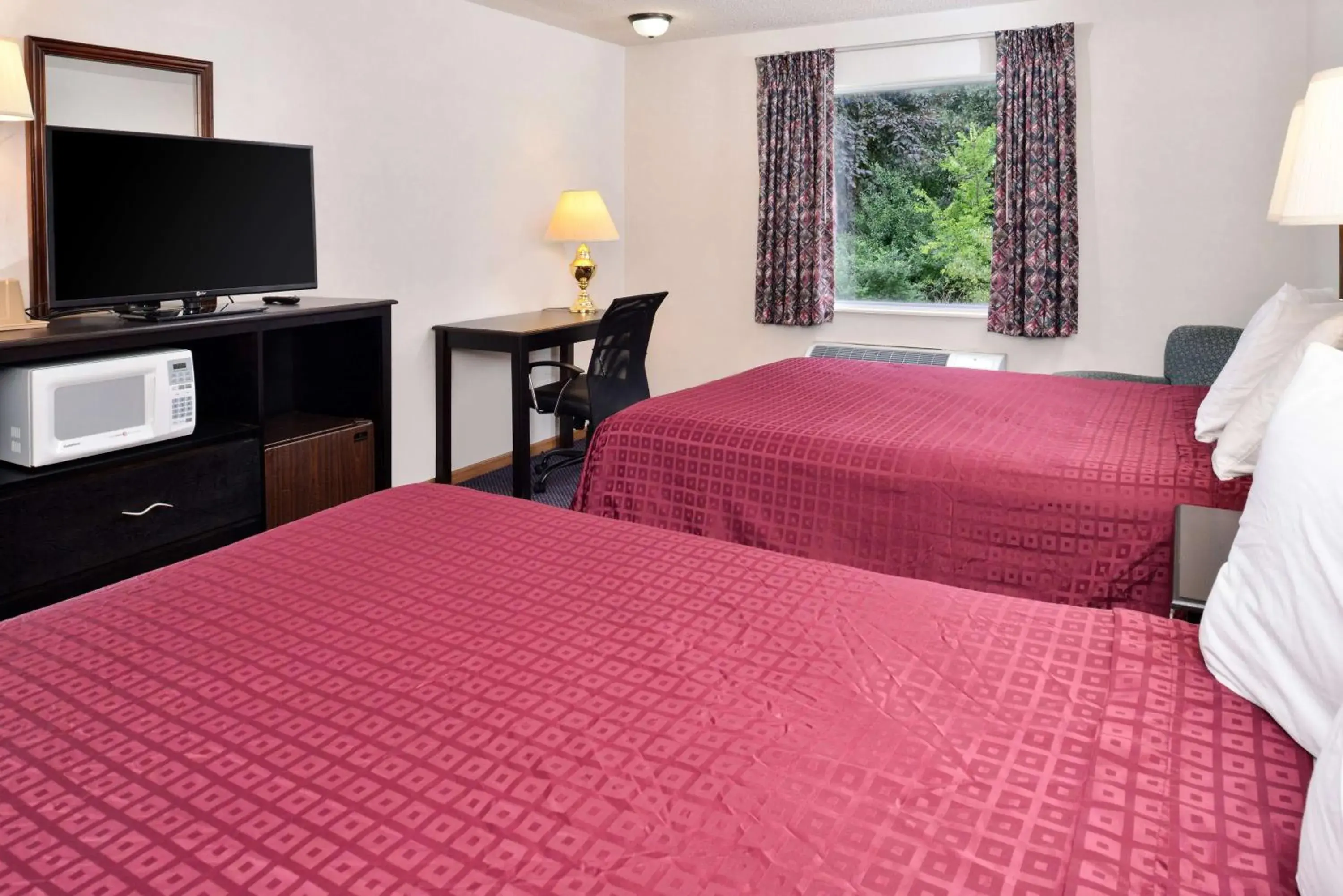 Bedroom in Americas Best Value Inn Knob Noster Bedroom in Americas Best Value Inn Knob Noster