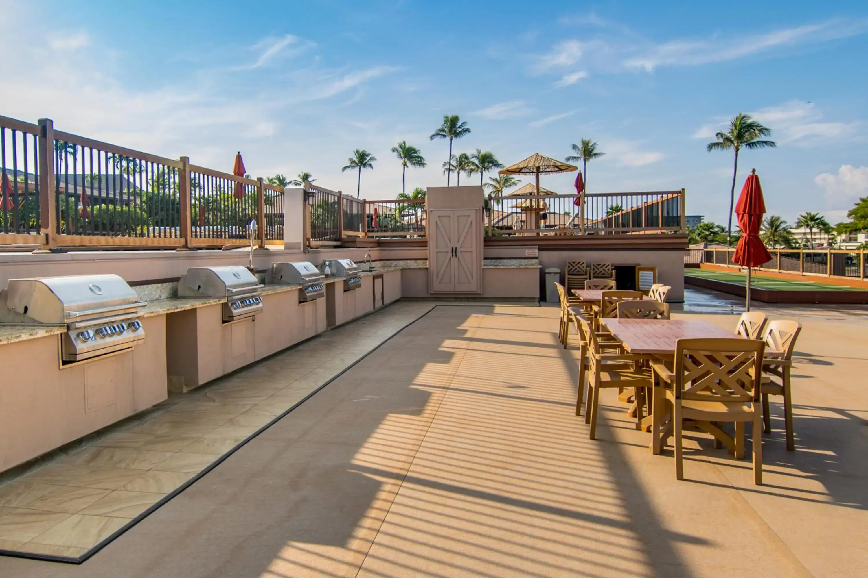 BBQ facilities in Kaanapali Maui at the Eldorado by OUTRIGGER BBQ facilities in Kaanapali Maui at the Eldorado by OUTRIGGER