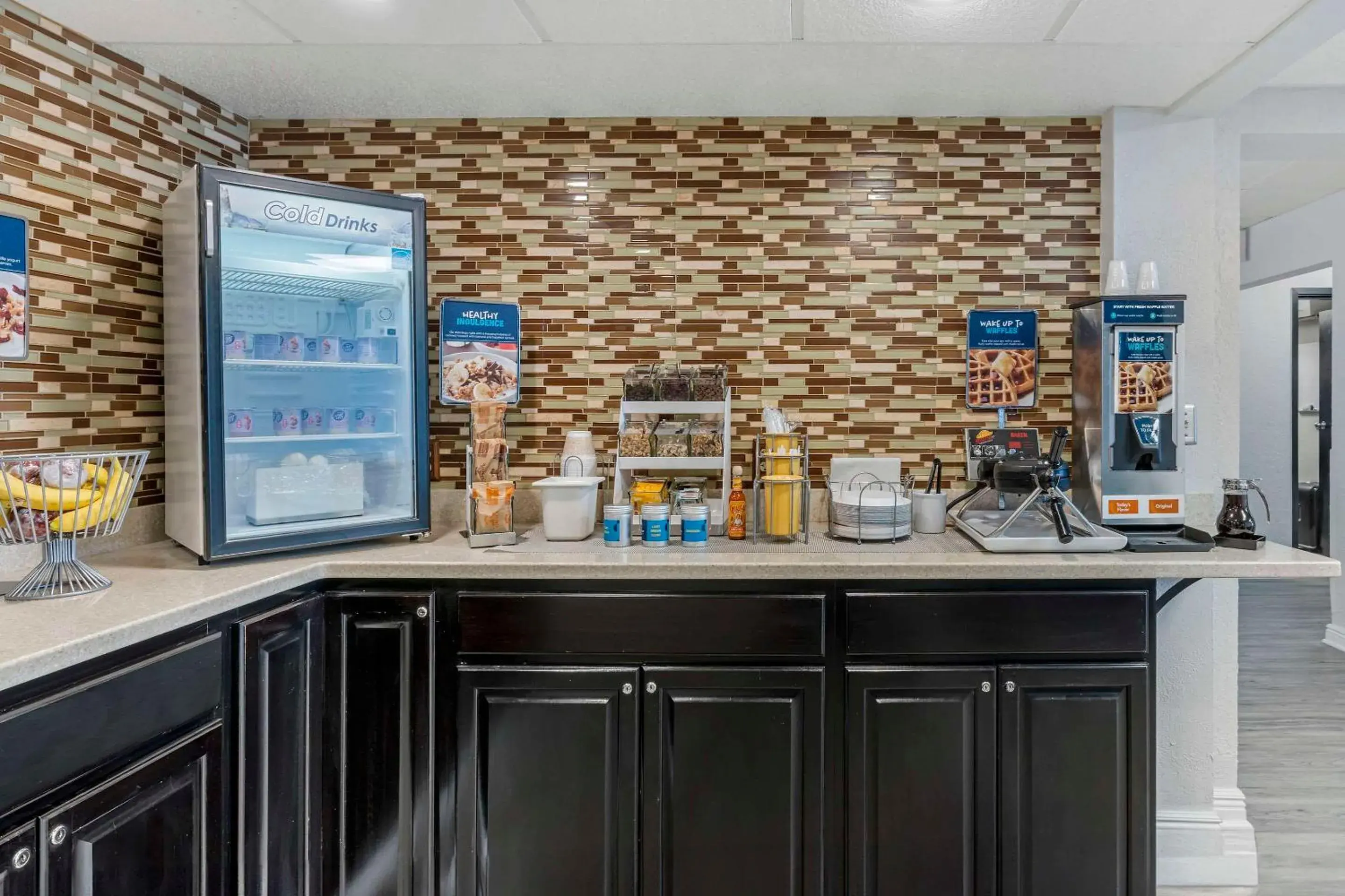 Breakfast in Clarion Pointe Breakfast in Clarion Pointe