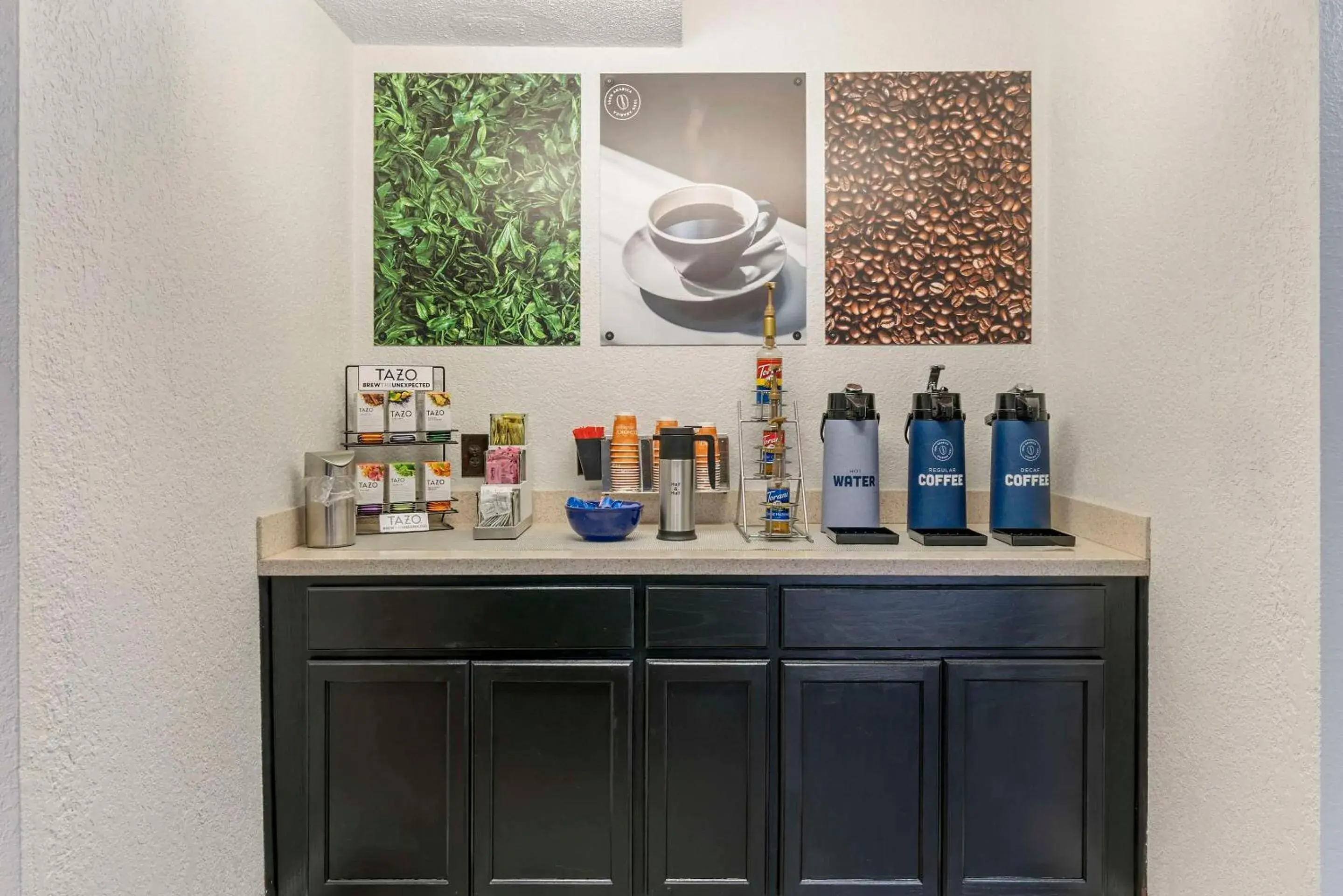 Breakfast in Clarion Pointe Breakfast in Clarion Pointe