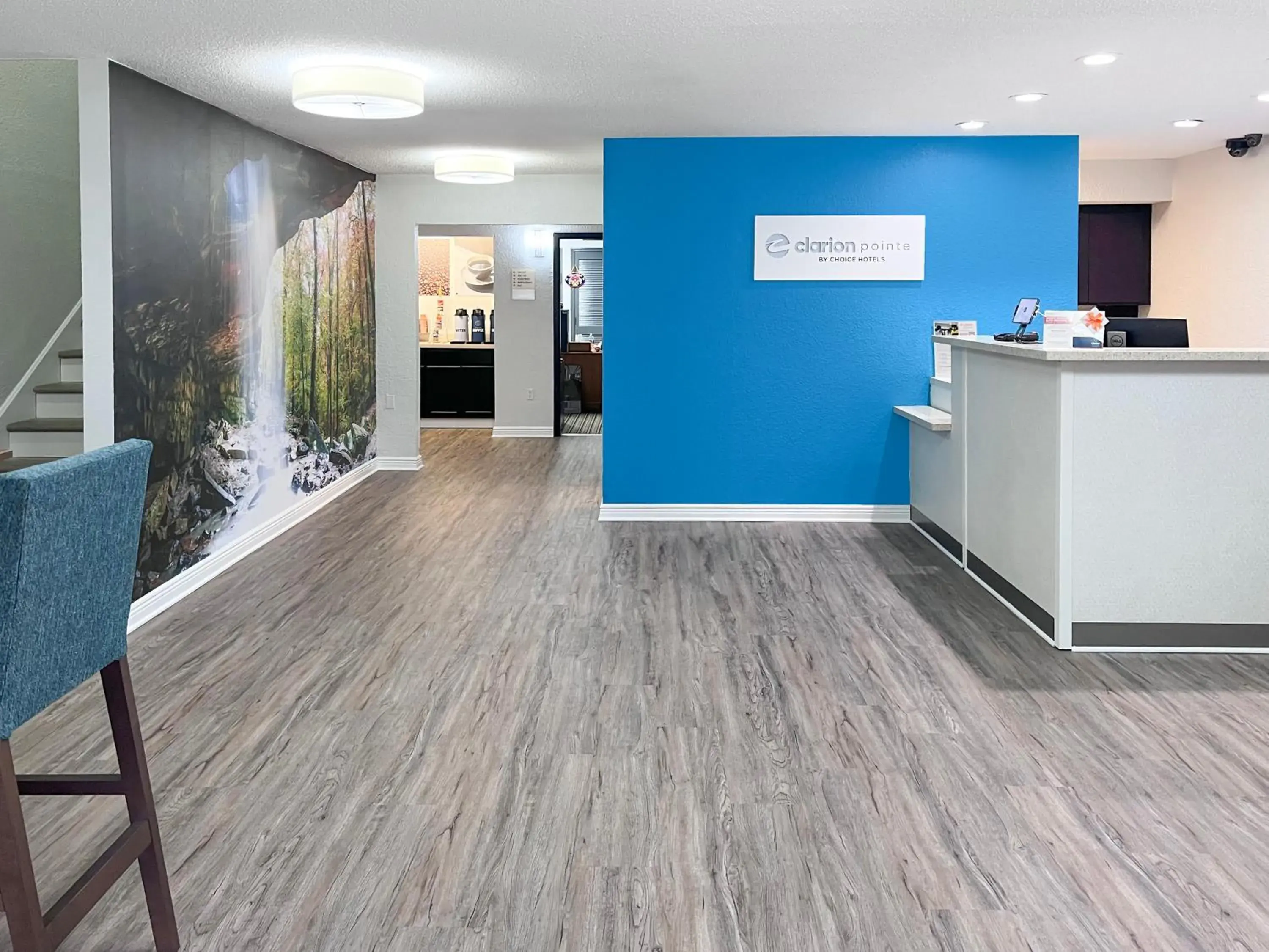 Lobby or reception in Clarion Pointe Lobby or reception in Clarion Pointe