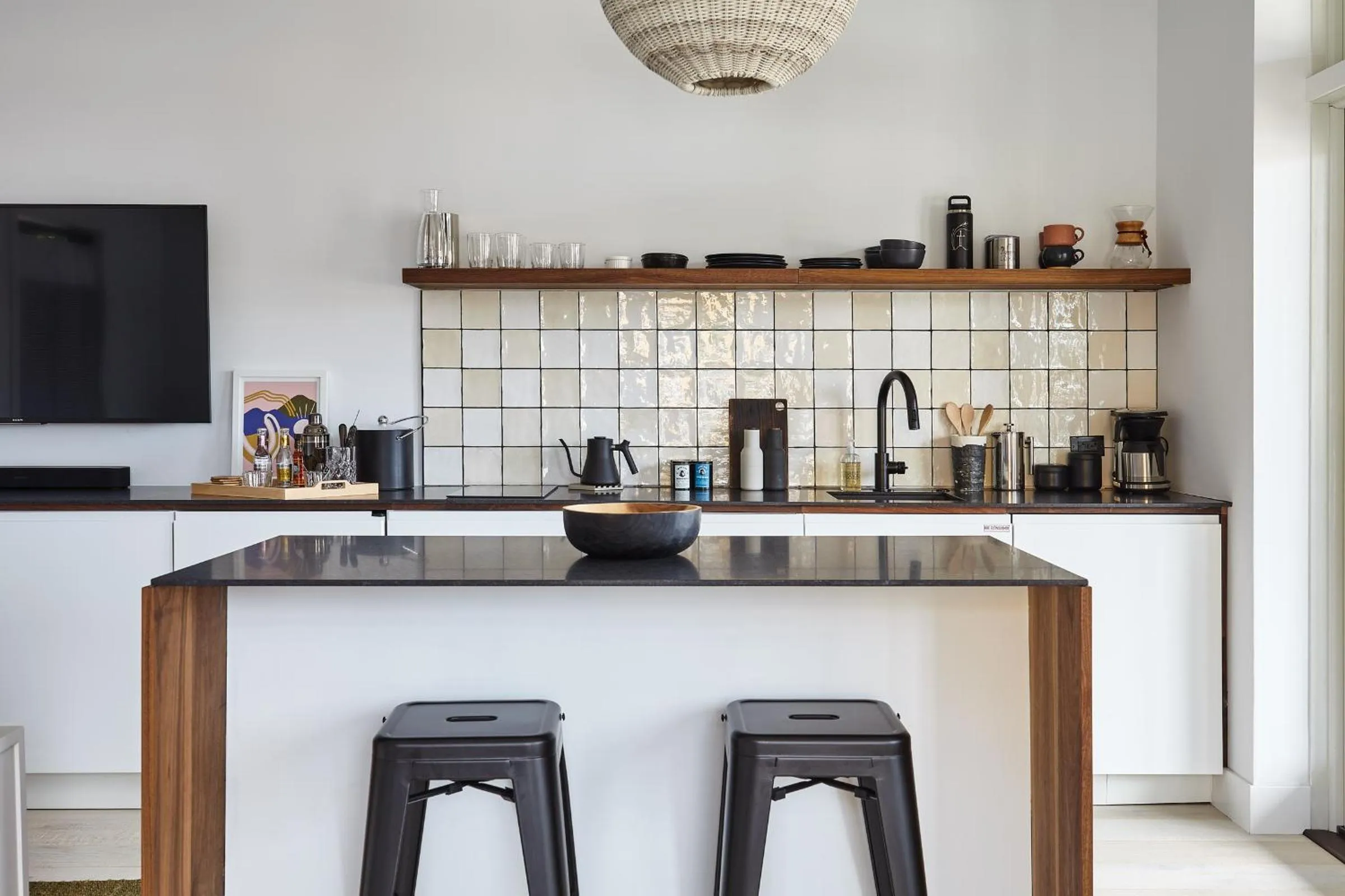 Coffee/tea facilities in Lokal Hotel Cape May