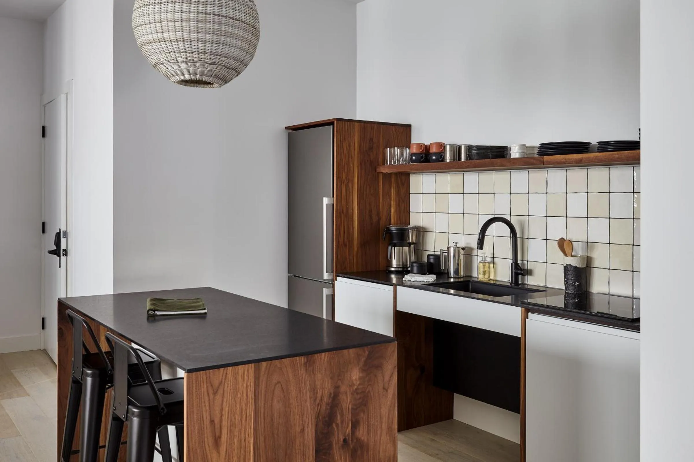 Coffee/tea facilities in Lokal Hotel Cape May