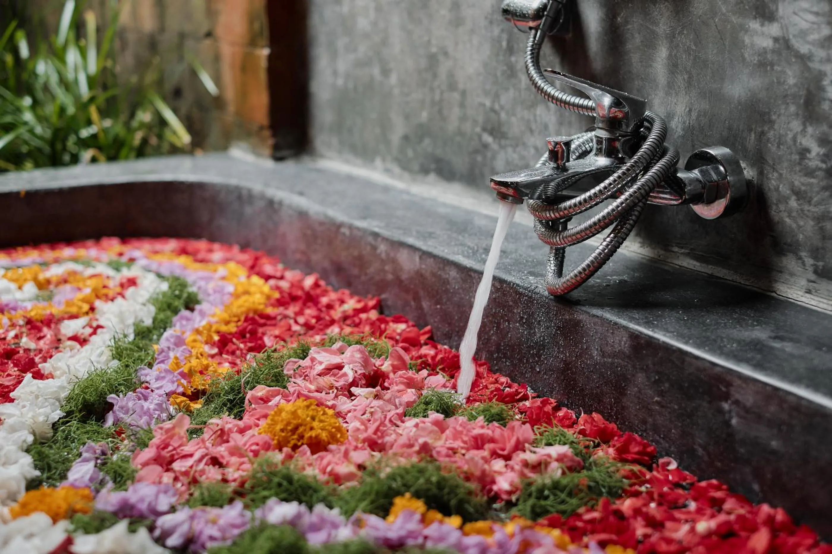 Bath in Moringa Ubud Villa