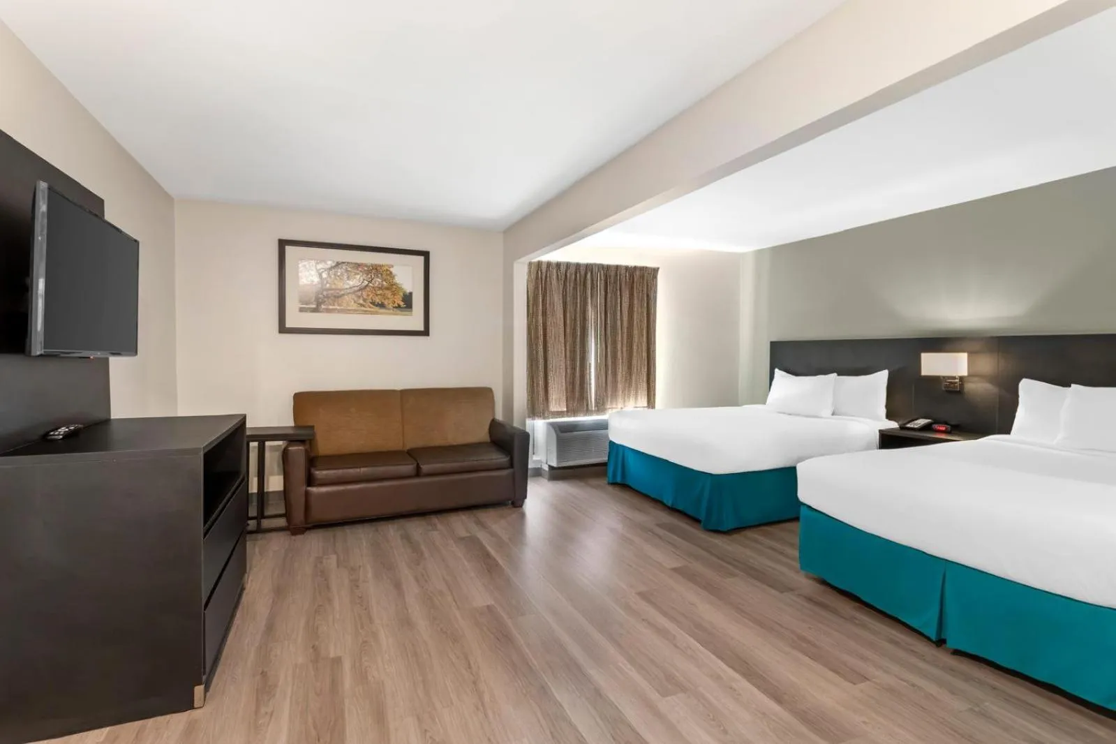 Bedroom, Bed in MainStay Suites Little Rock West Near Medical Centers