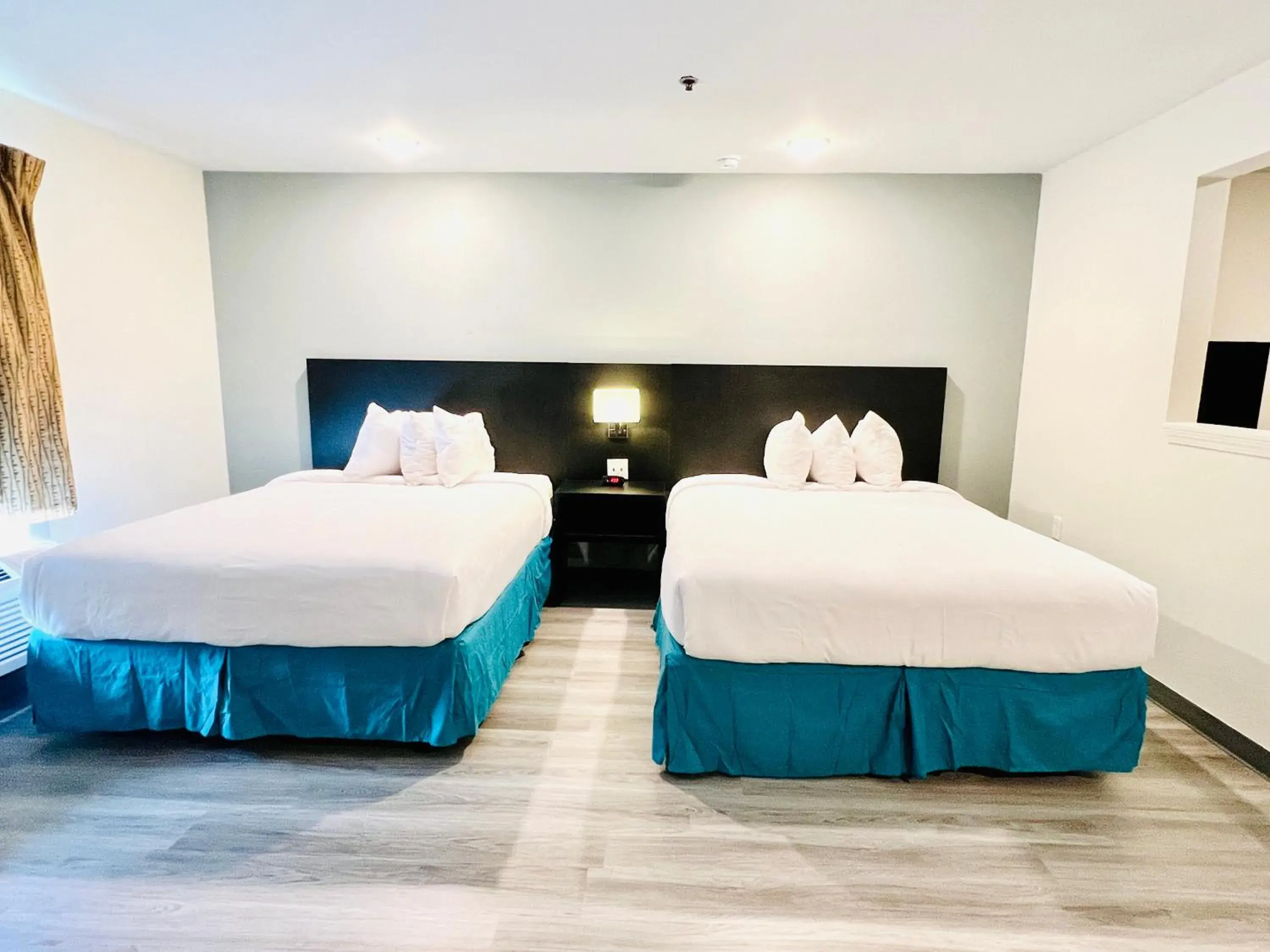 Bed in MainStay Suites Little Rock West Near Medical Centers Bed in MainStay Suites Little Rock West Near Medical Centers