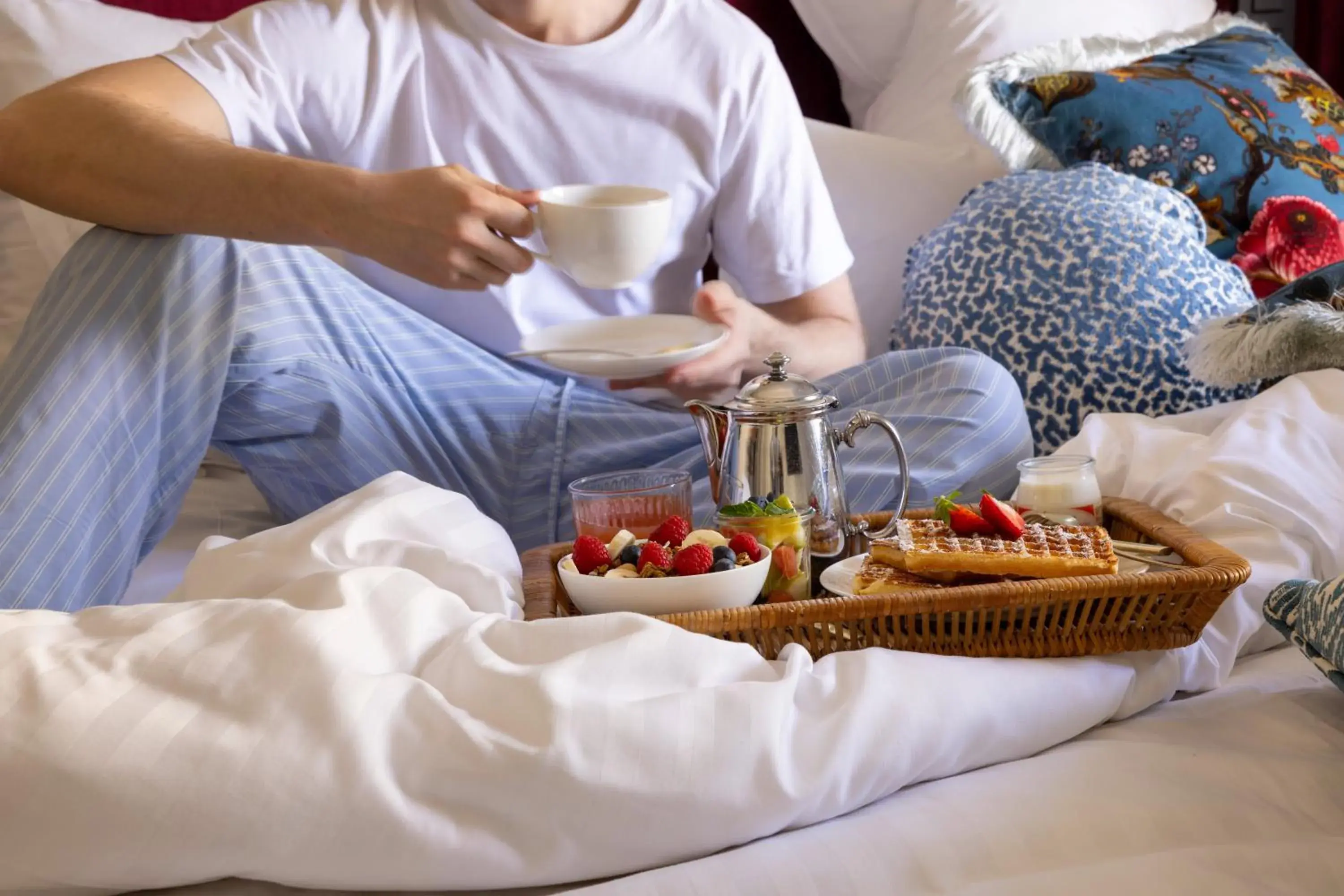 Breakfast, Bed in Hôtel Le Lavoisier & Spa Breakfast, Bed in Hôtel Le Lavoisier & Spa