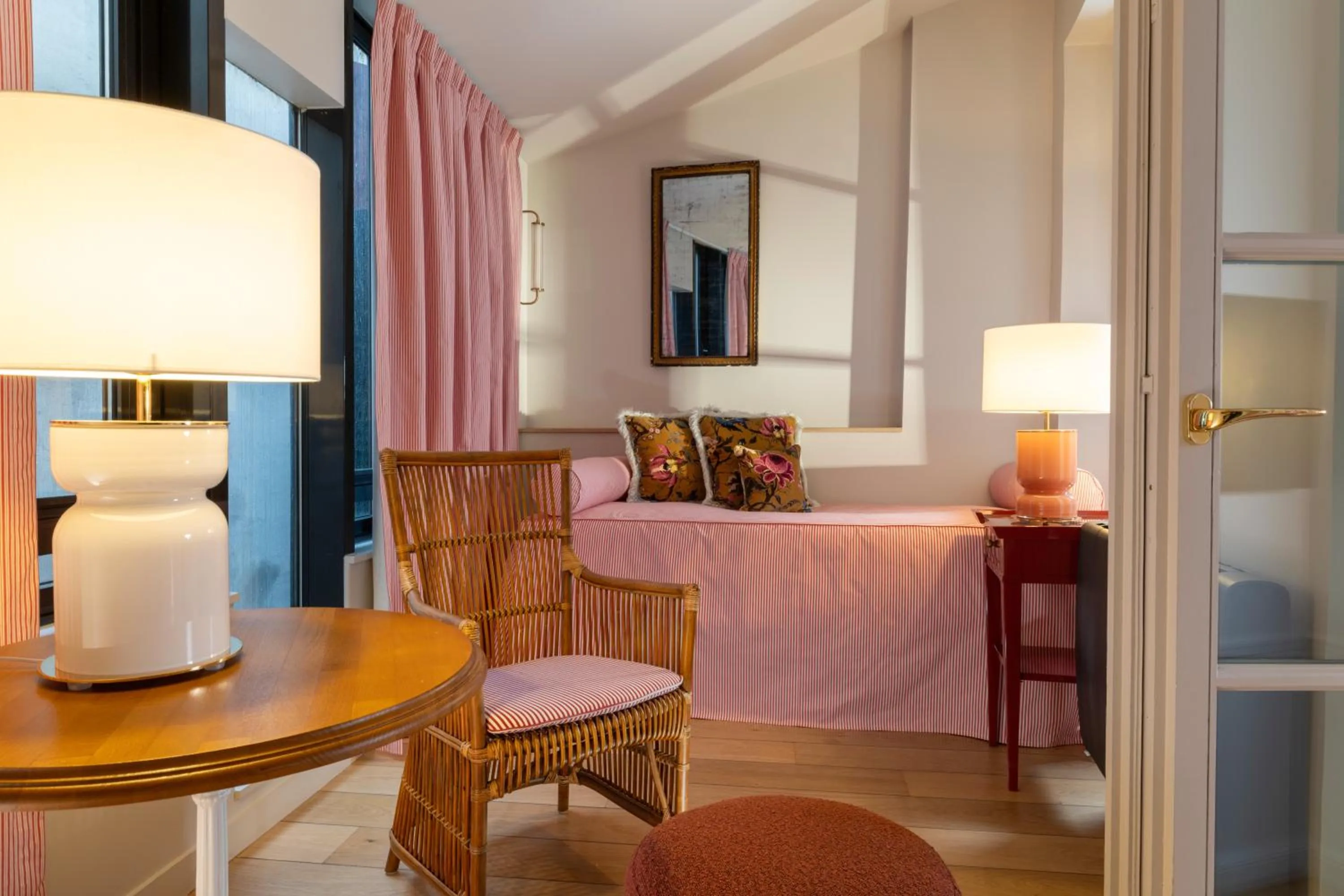 Bedroom, Bed in Hôtel Le Lavoisier & Spa